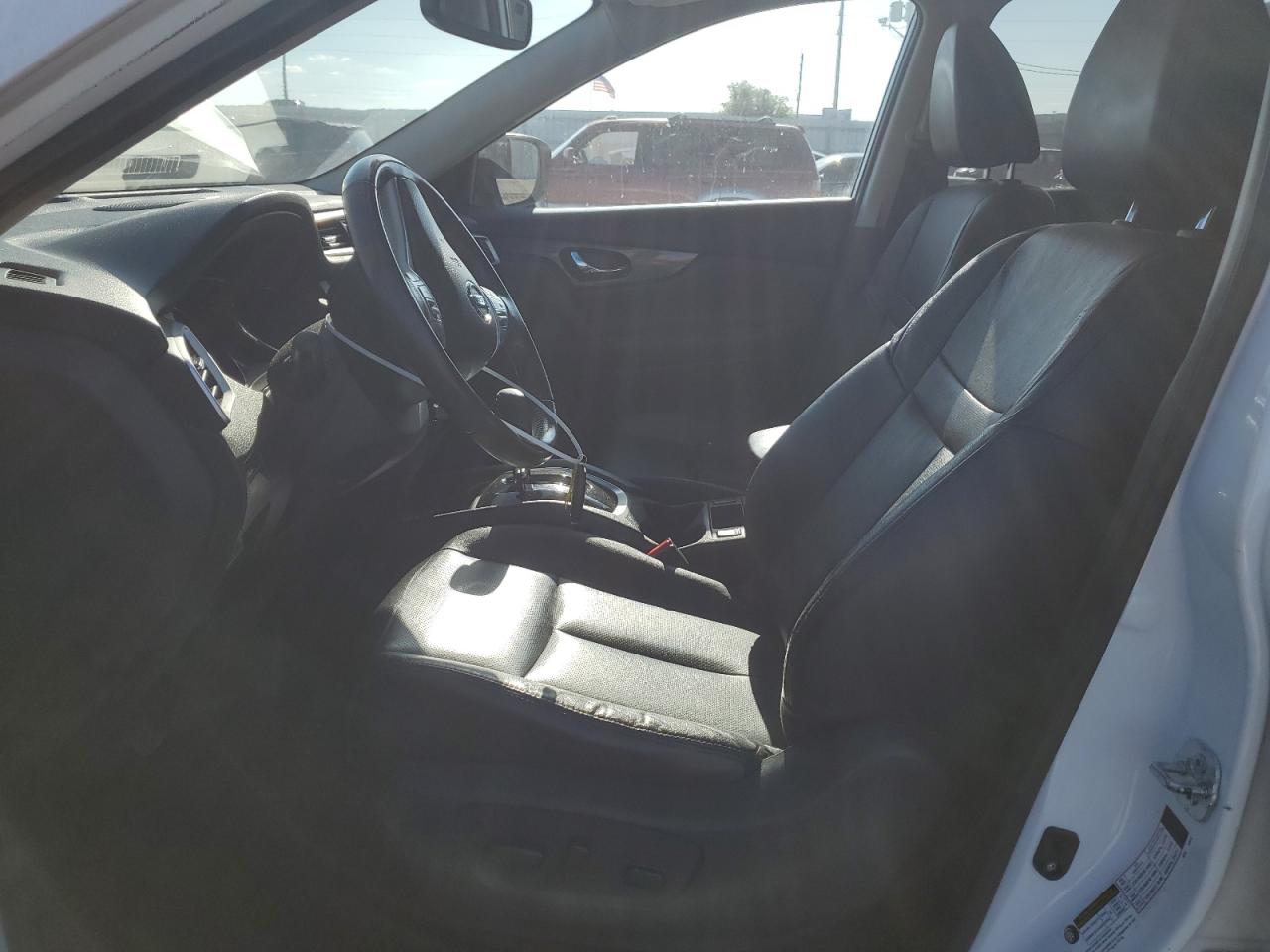 Photo 6 VIN: 5N1AT2MV6EC843201 - NISSAN ROGUE 