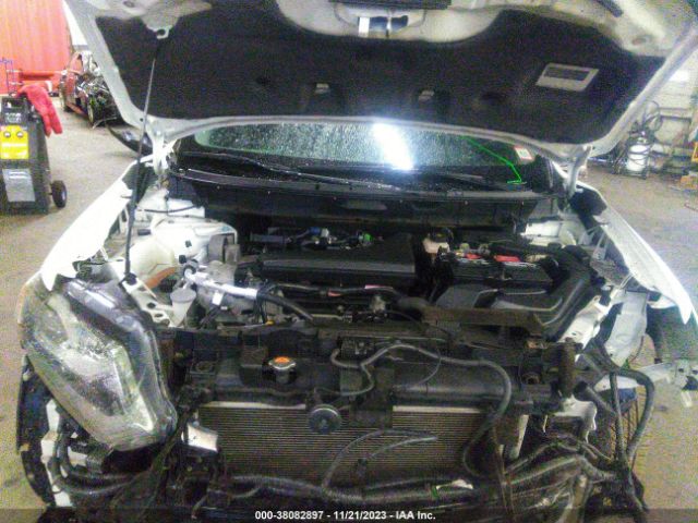 Photo 9 VIN: 5N1AT2MV6FC826268 - NISSAN ROGUE 