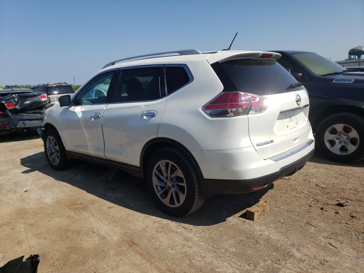 Photo 1 VIN: 5N1AT2MV6FC851008 - NISSAN ROGUE 