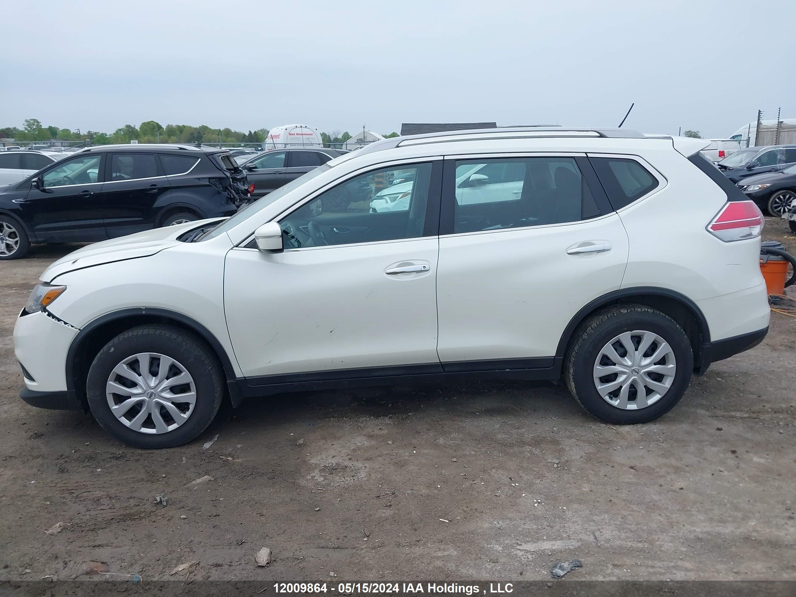 Photo 14 VIN: 5N1AT2MV6FC906301 - NISSAN ROGUE 