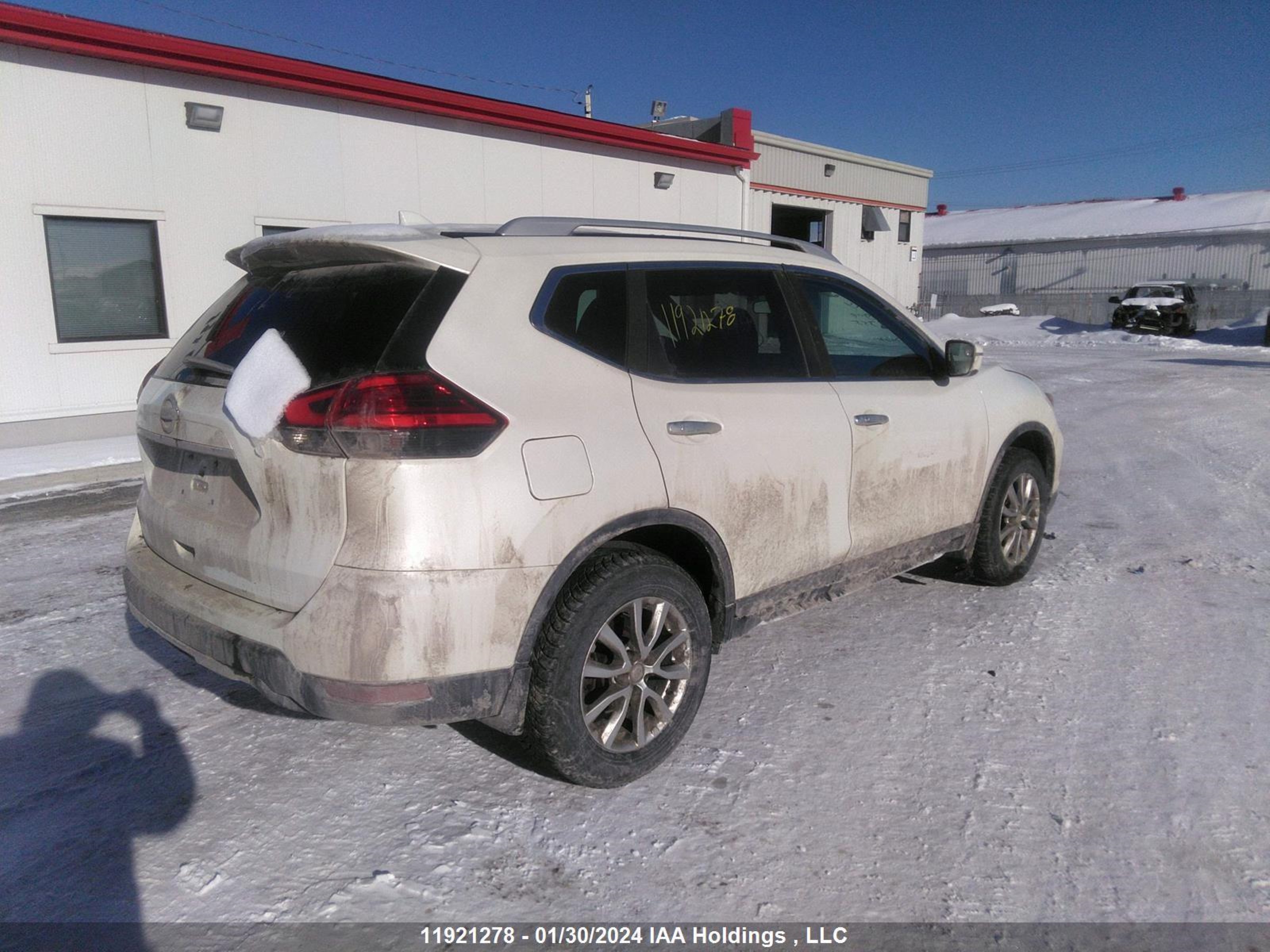 Photo 3 VIN: 5N1AT2MV6HC749355 - NISSAN ROGUE 