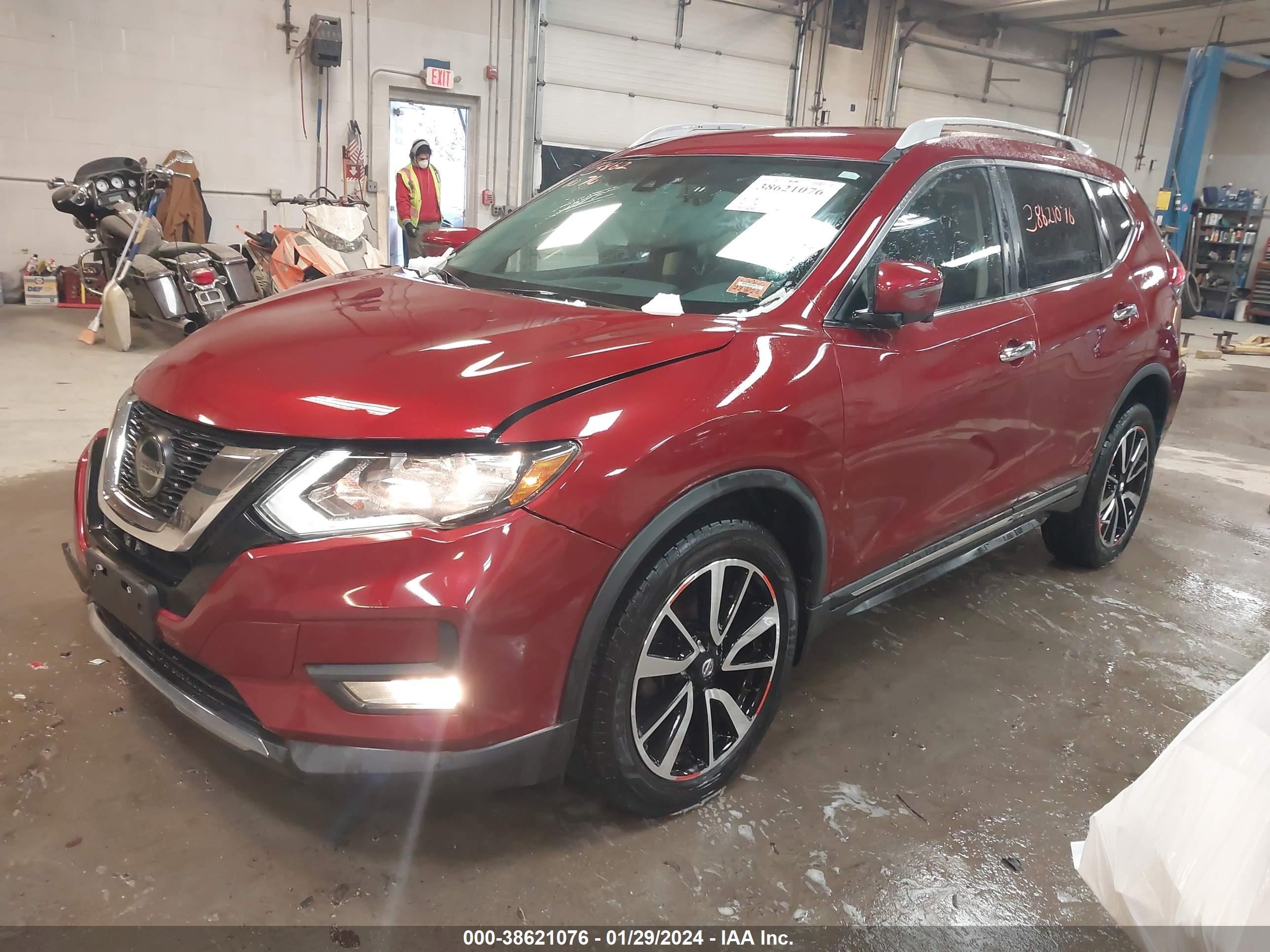 Photo 1 VIN: 5N1AT2MV6KC814969 - NISSAN ROGUE 