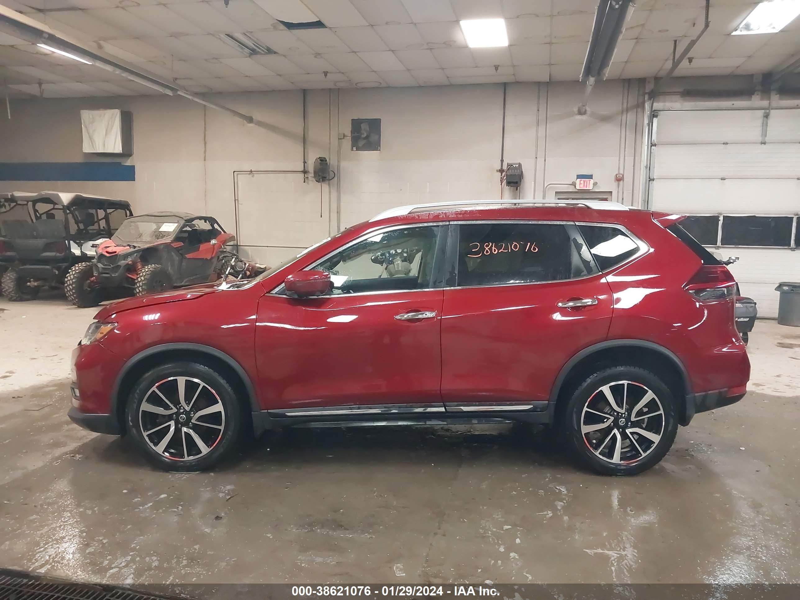 Photo 13 VIN: 5N1AT2MV6KC814969 - NISSAN ROGUE 