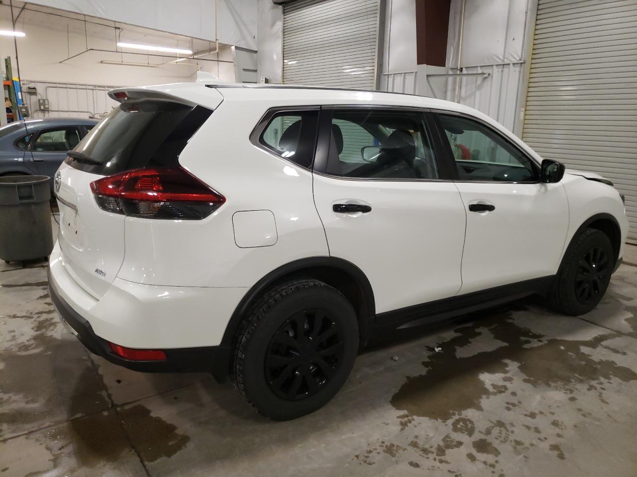 Photo 2 VIN: 5N1AT2MV6LC749719 - NISSAN ROGUE 