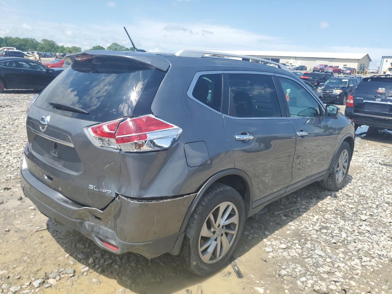 Photo 2 VIN: 5N1AT2MV7FC824724 - NISSAN ROGUE 