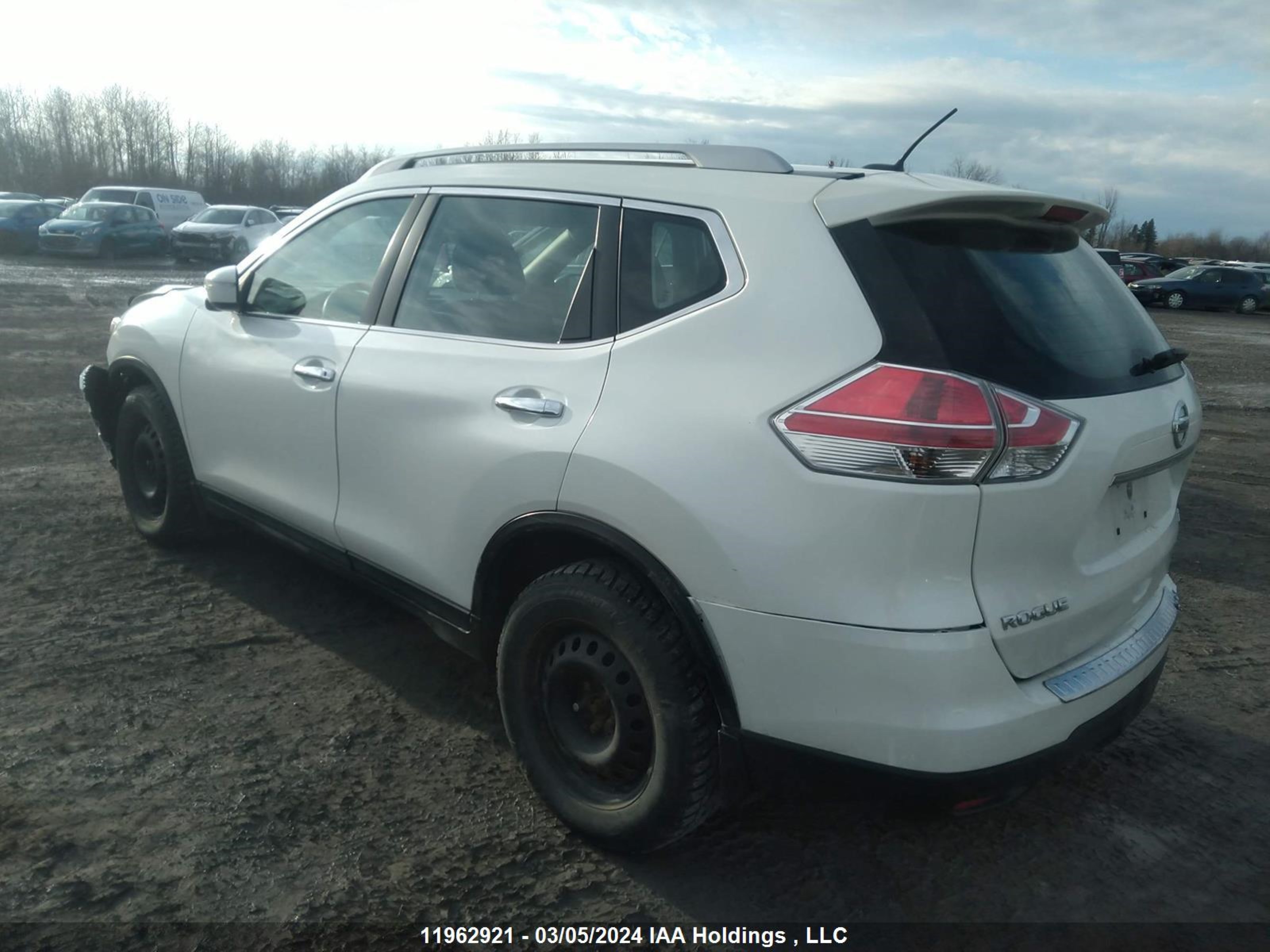 Photo 2 VIN: 5N1AT2MV7FC847193 - NISSAN ROGUE 