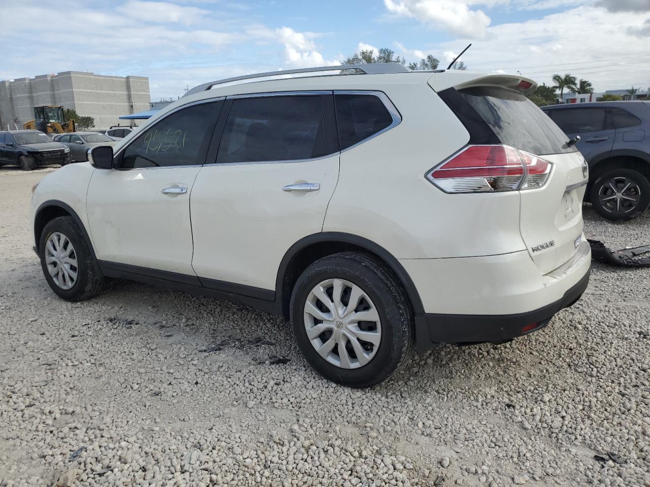 Photo 1 VIN: 5N1AT2MV7FC890397 - NISSAN ROGUE 