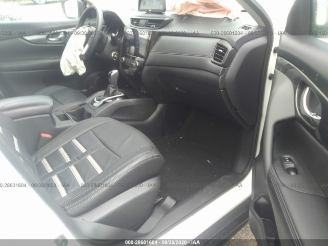 Photo 4 VIN: 5N1AT2MV7HC798628 - NISSAN ROGUE 