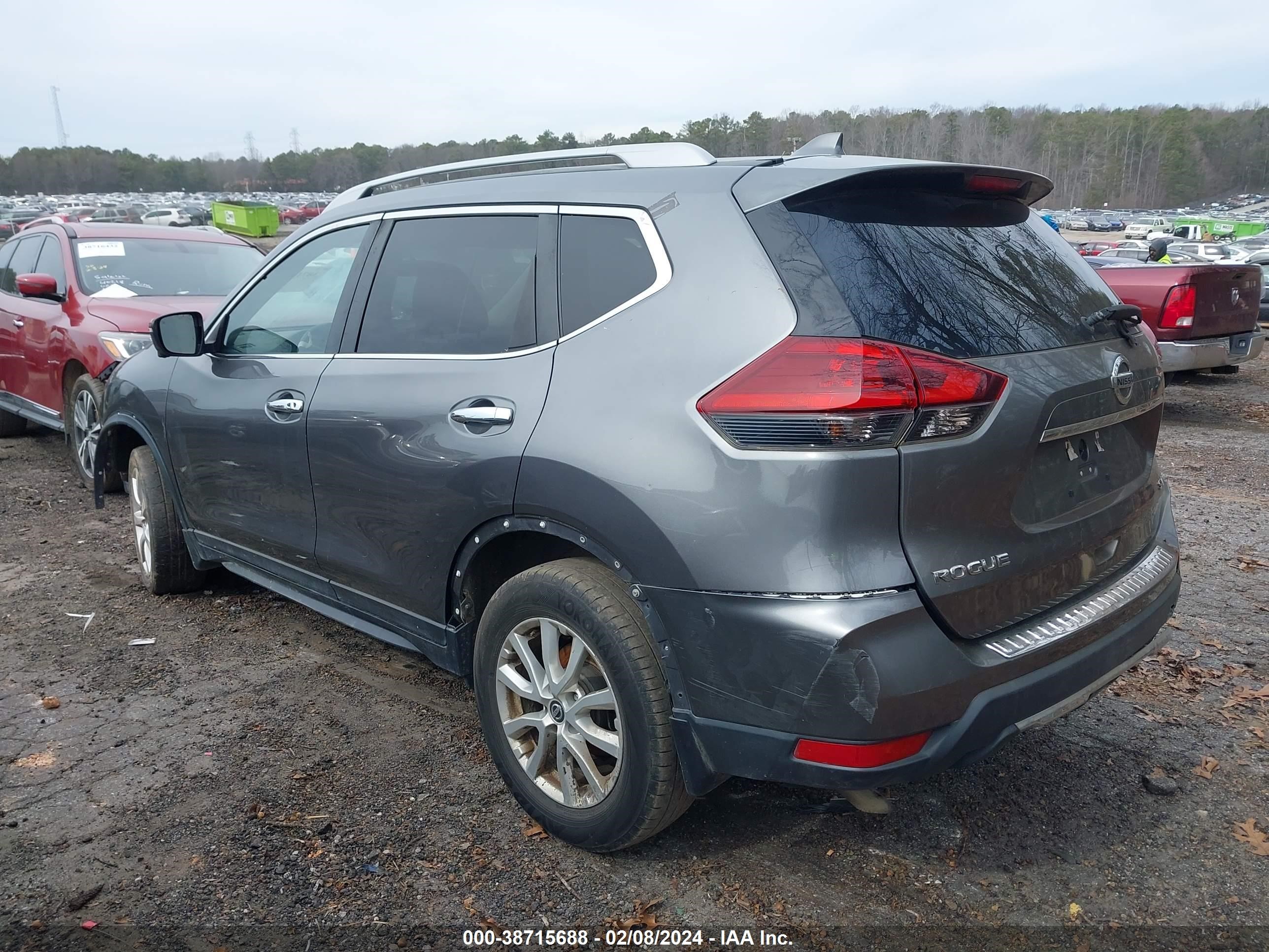 Photo 2 VIN: 5N1AT2MV7JC813683 - NISSAN ROGUE 