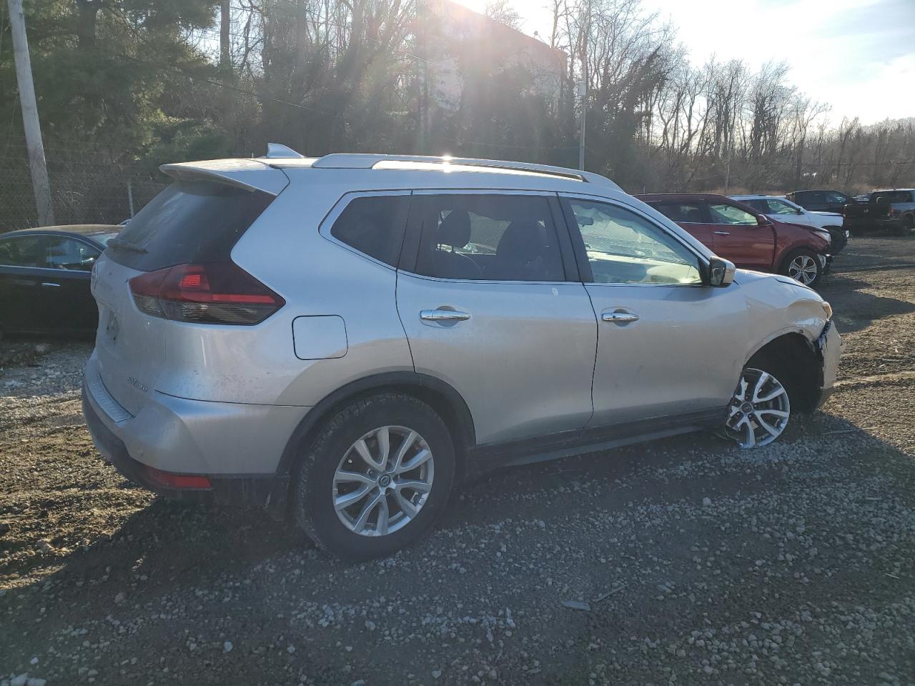 Photo 2 VIN: 5N1AT2MV7KC730630 - NISSAN ROGUE 