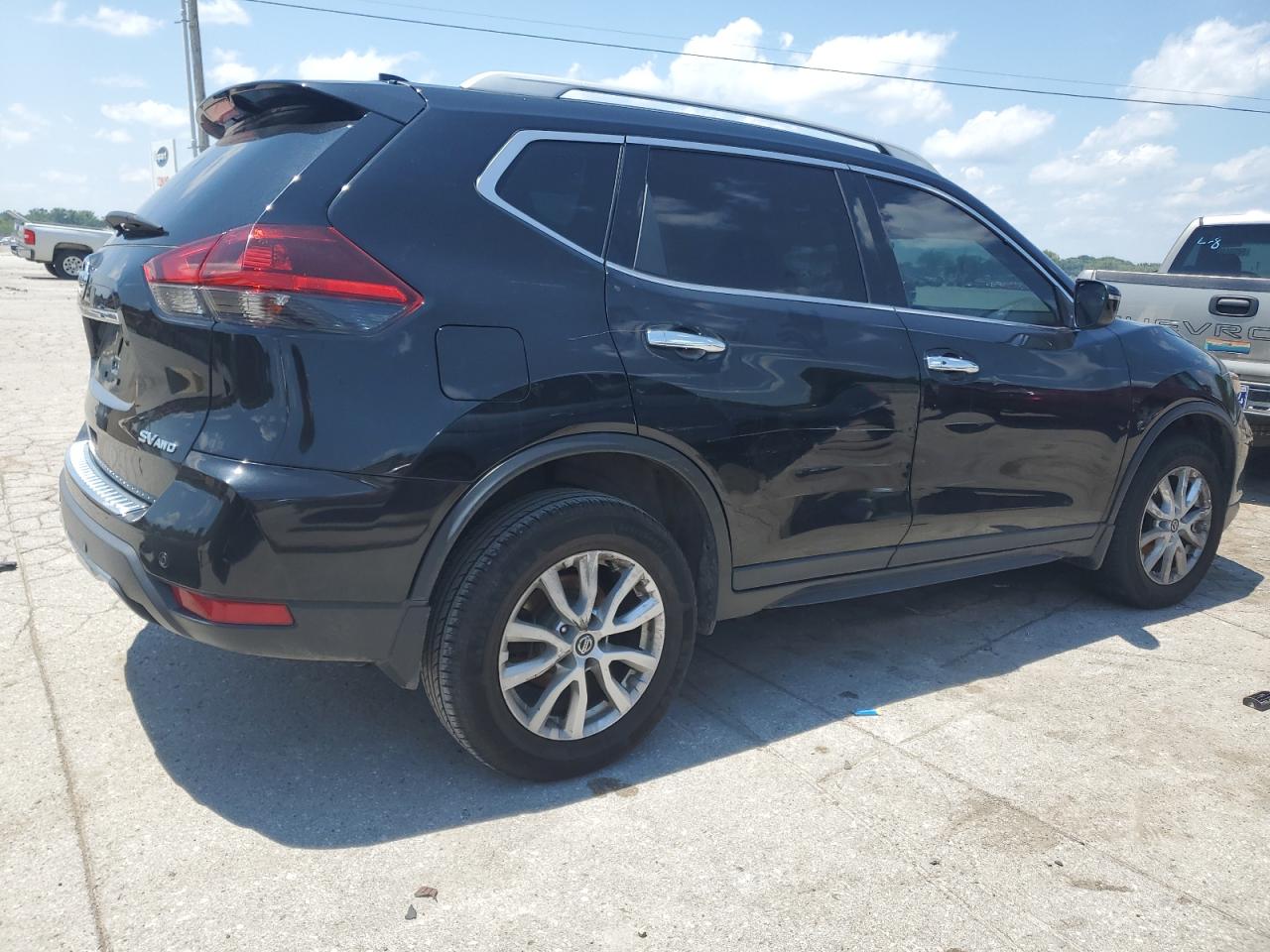 Photo 2 VIN: 5N1AT2MV7KC802118 - NISSAN ROGUE 