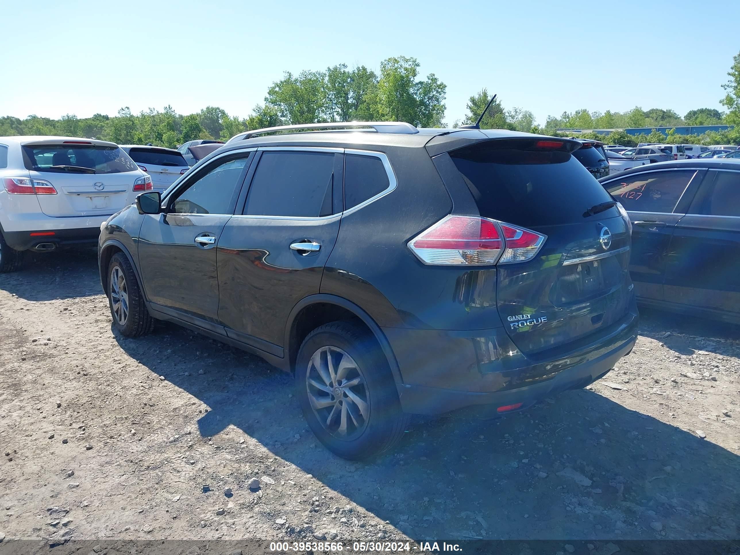 Photo 2 VIN: 5N1AT2MV8FC837093 - NISSAN ROGUE 