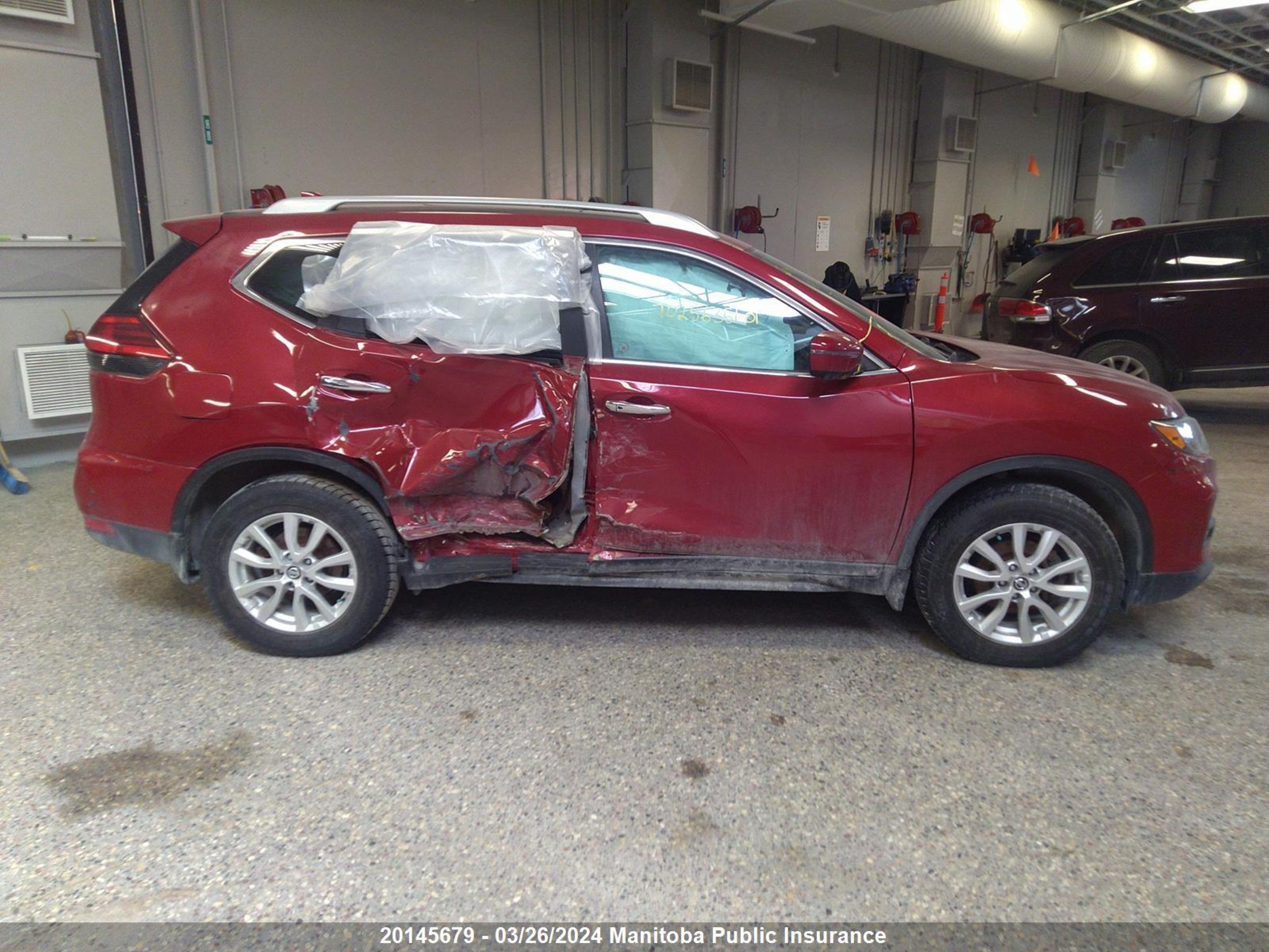 Photo 12 VIN: 5N1AT2MV8HC743332 - NISSAN ROGUE 