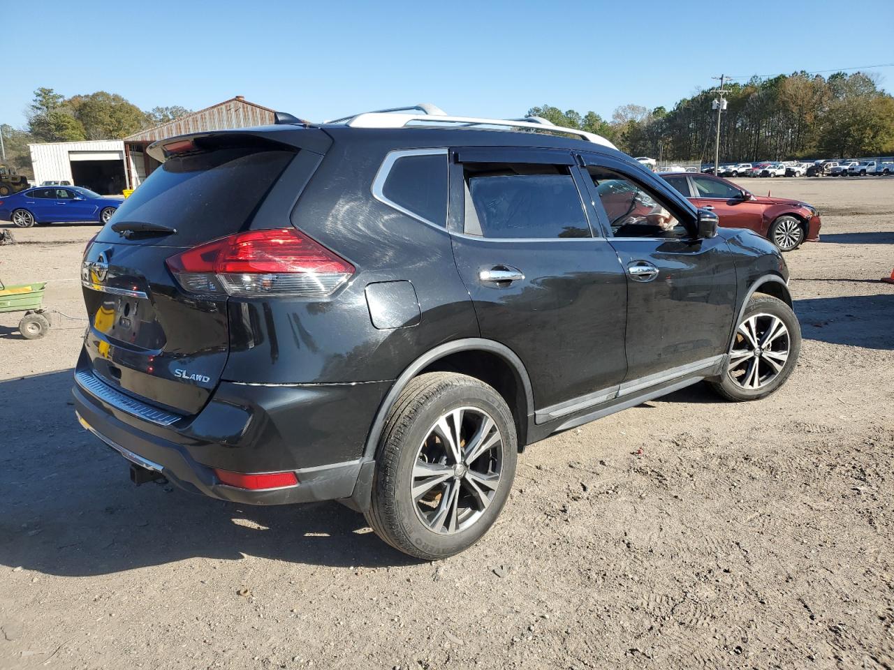 Photo 2 VIN: 5N1AT2MV8HC871991 - NISSAN ROGUE 