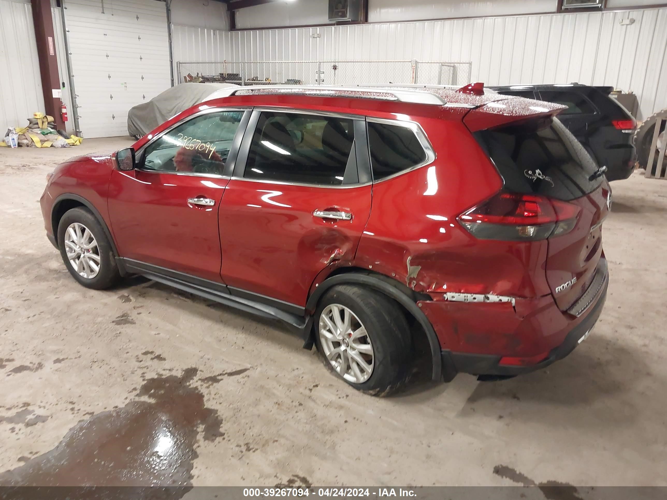 Photo 2 VIN: 5N1AT2MV8JC787420 - NISSAN ROGUE 