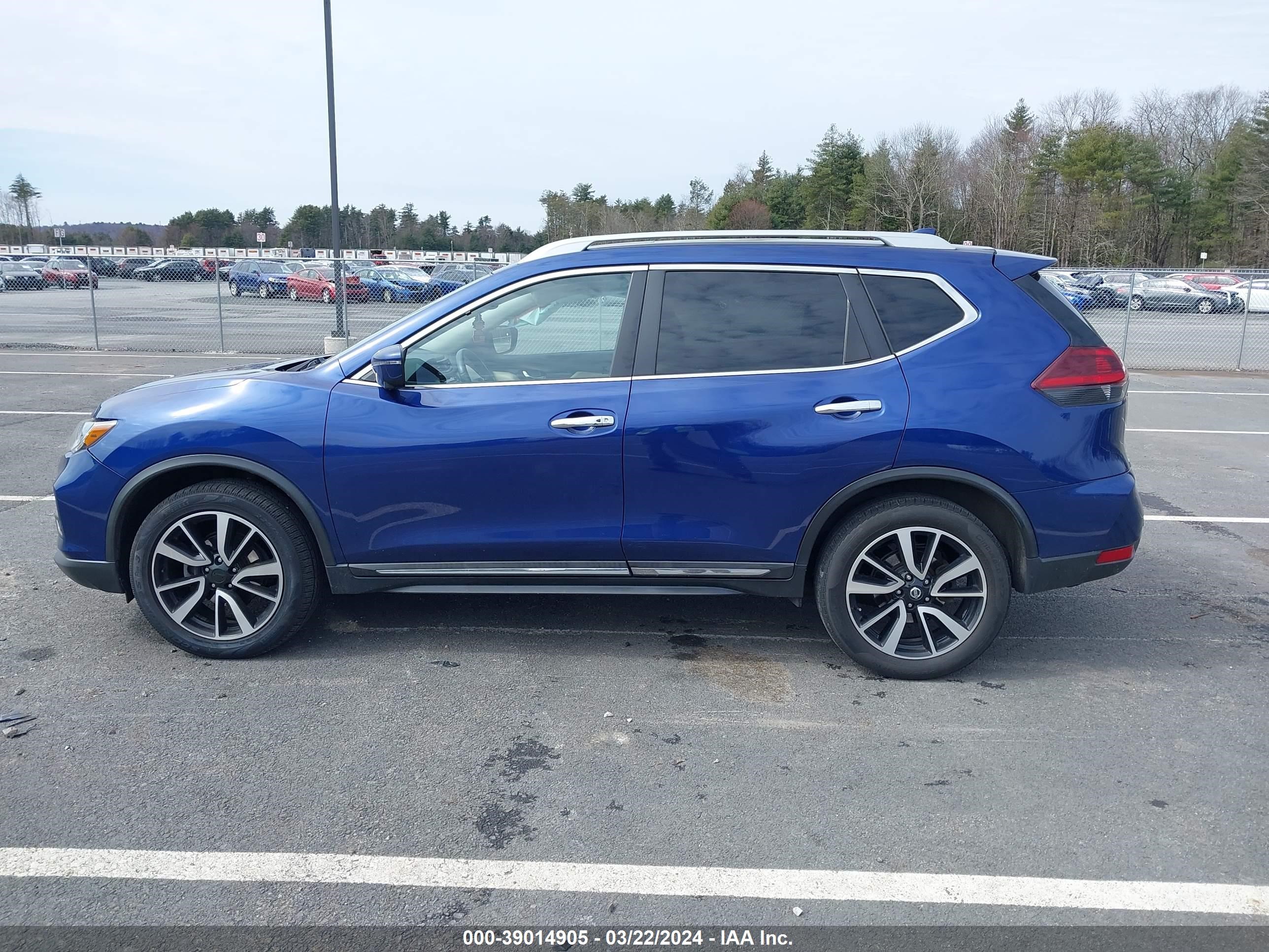 Photo 13 VIN: 5N1AT2MV8KC718597 - NISSAN ROGUE 