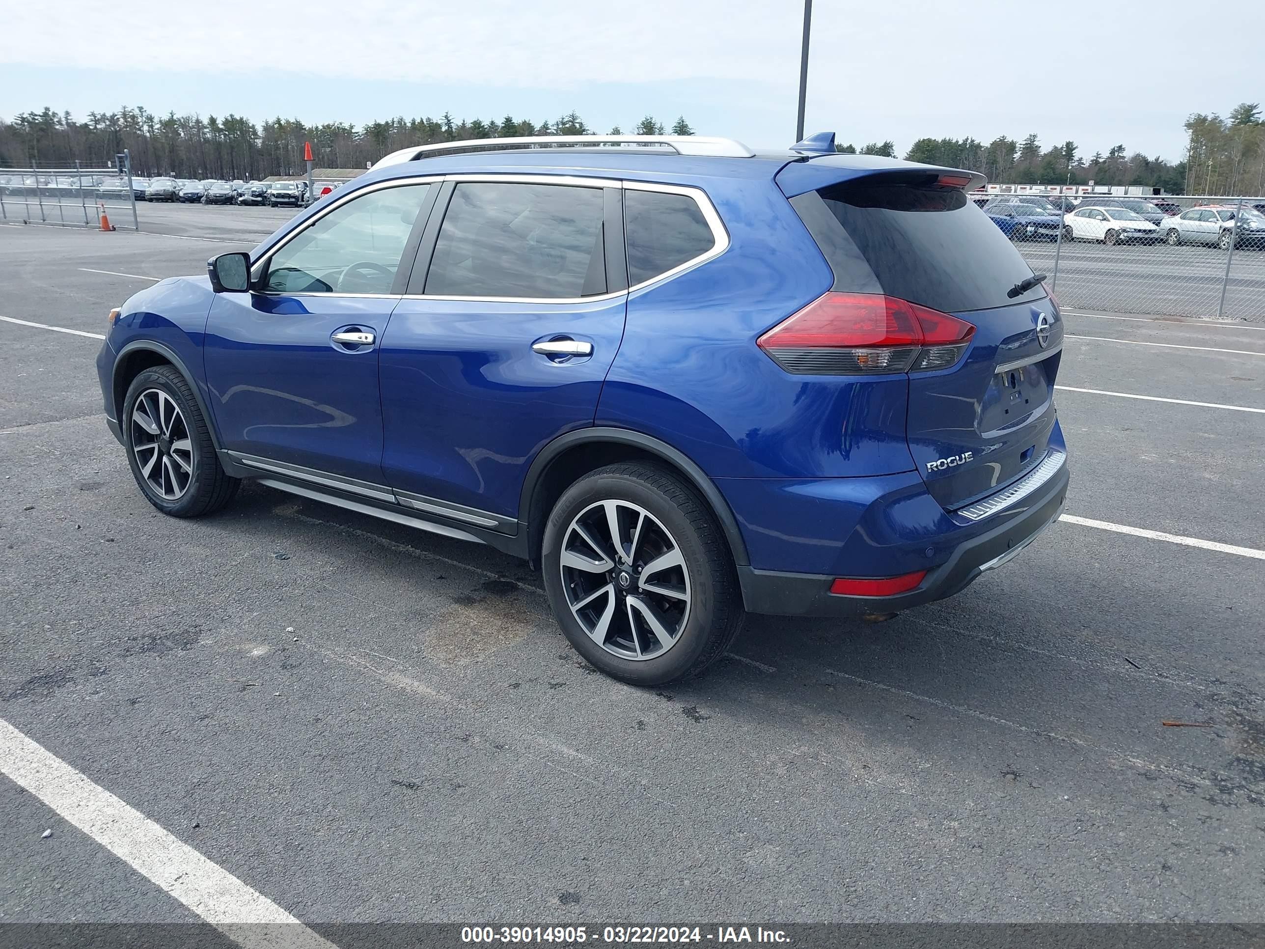 Photo 2 VIN: 5N1AT2MV8KC718597 - NISSAN ROGUE 