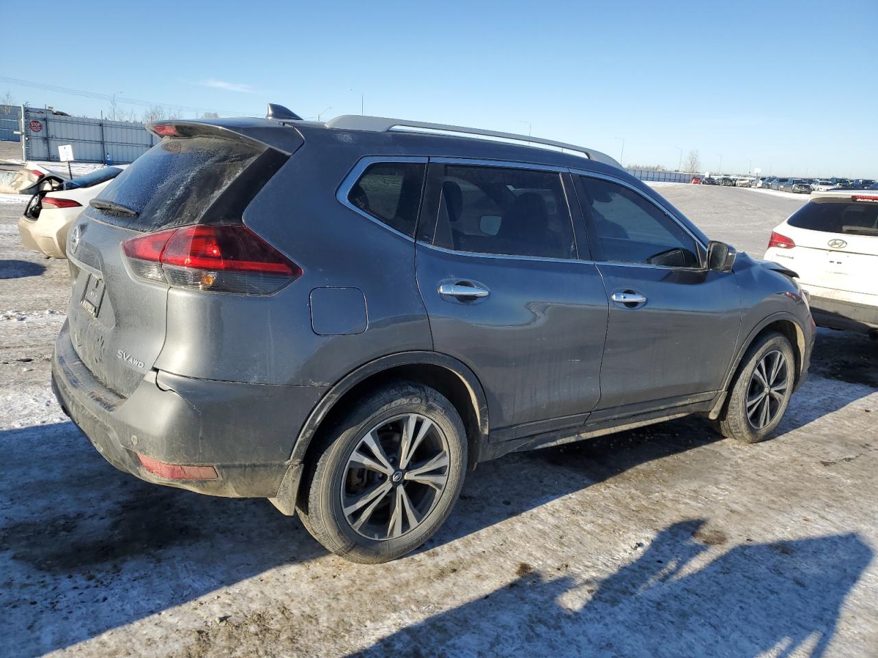 Photo 2 VIN: 5N1AT2MV8LC710551 - NISSAN ROGUE 