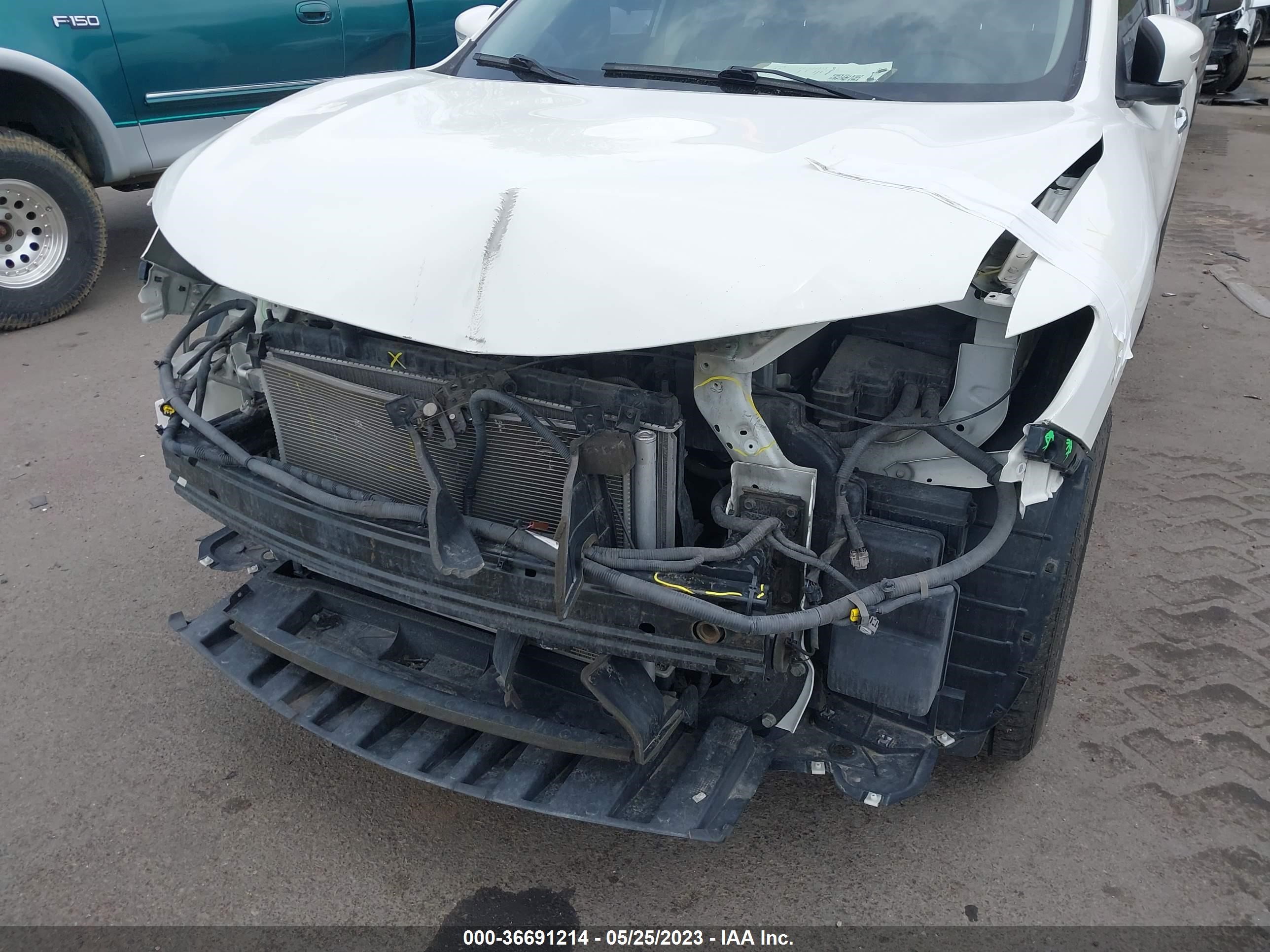 Photo 5 VIN: 5N1AT2MV9FC851682 - NISSAN ROGUE 