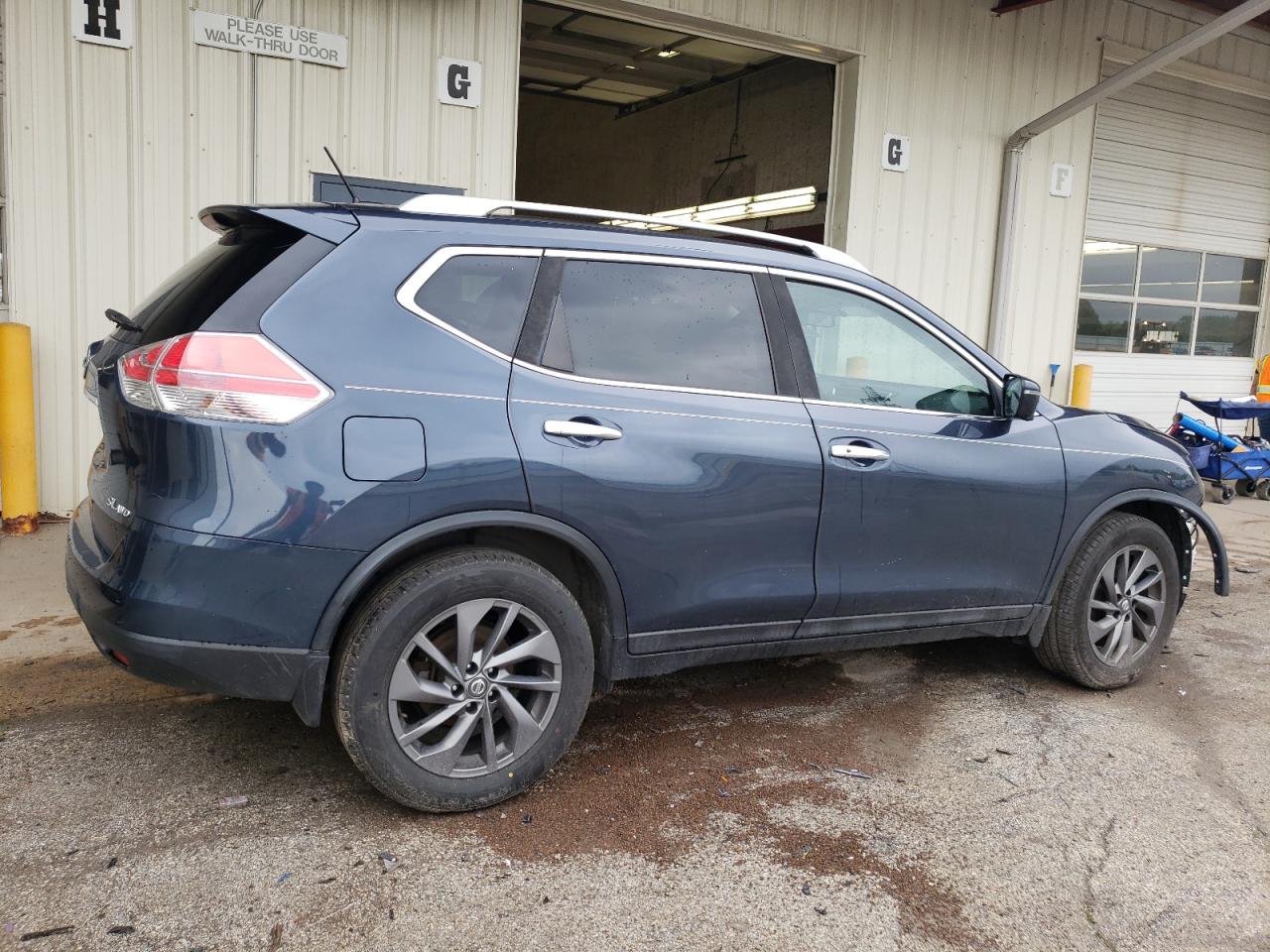 Photo 2 VIN: 5N1AT2MV9GC828632 - NISSAN ROGUE 