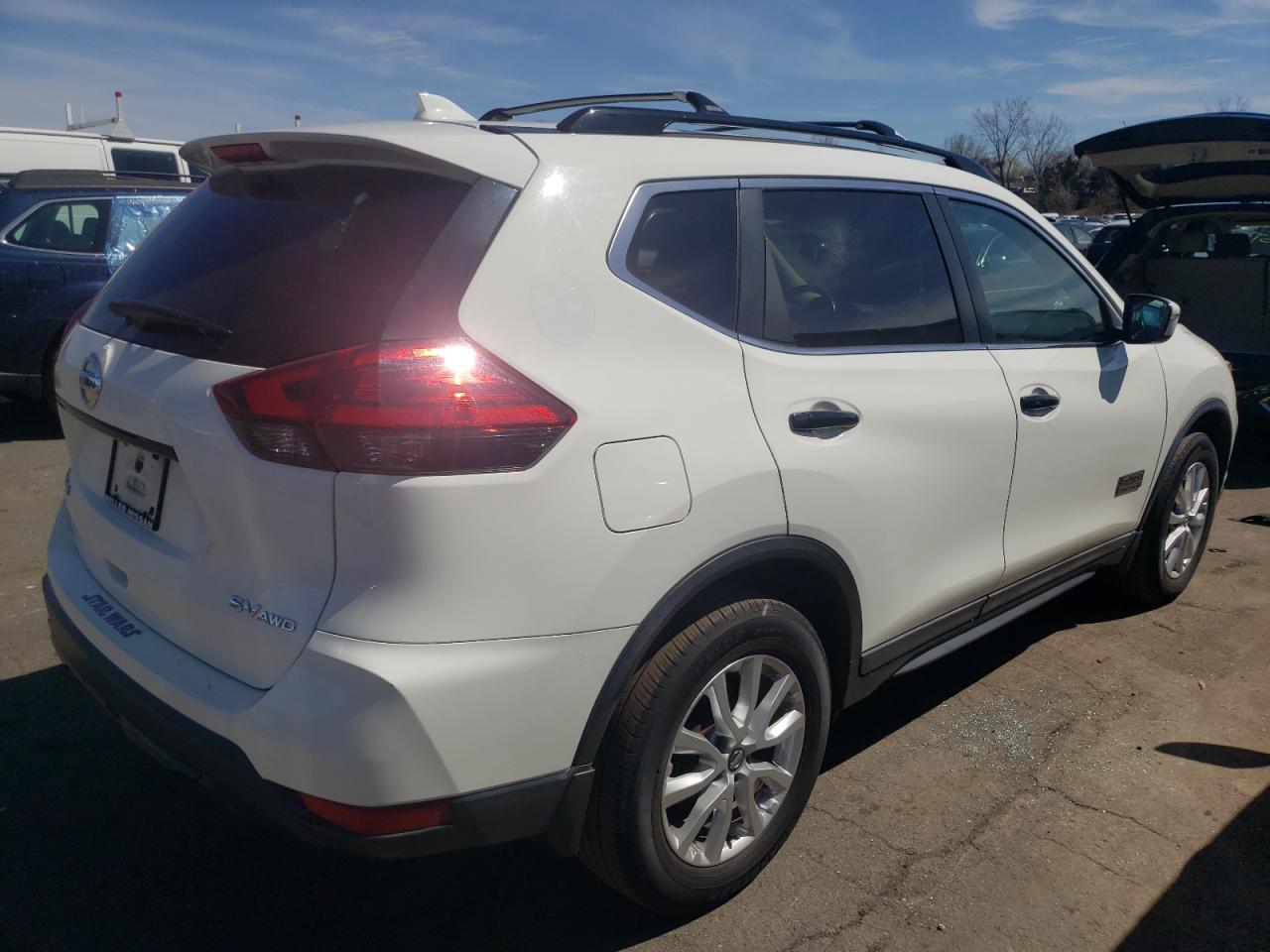 Photo 2 VIN: 5N1AT2MV9HC767574 - NISSAN ROGUE 