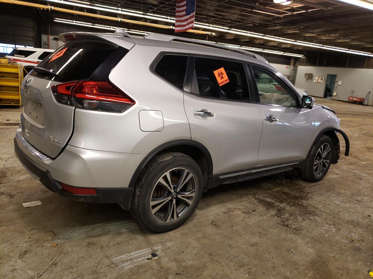 Photo 2 VIN: 5N1AT2MV9HC863687 - NISSAN ROGUE 