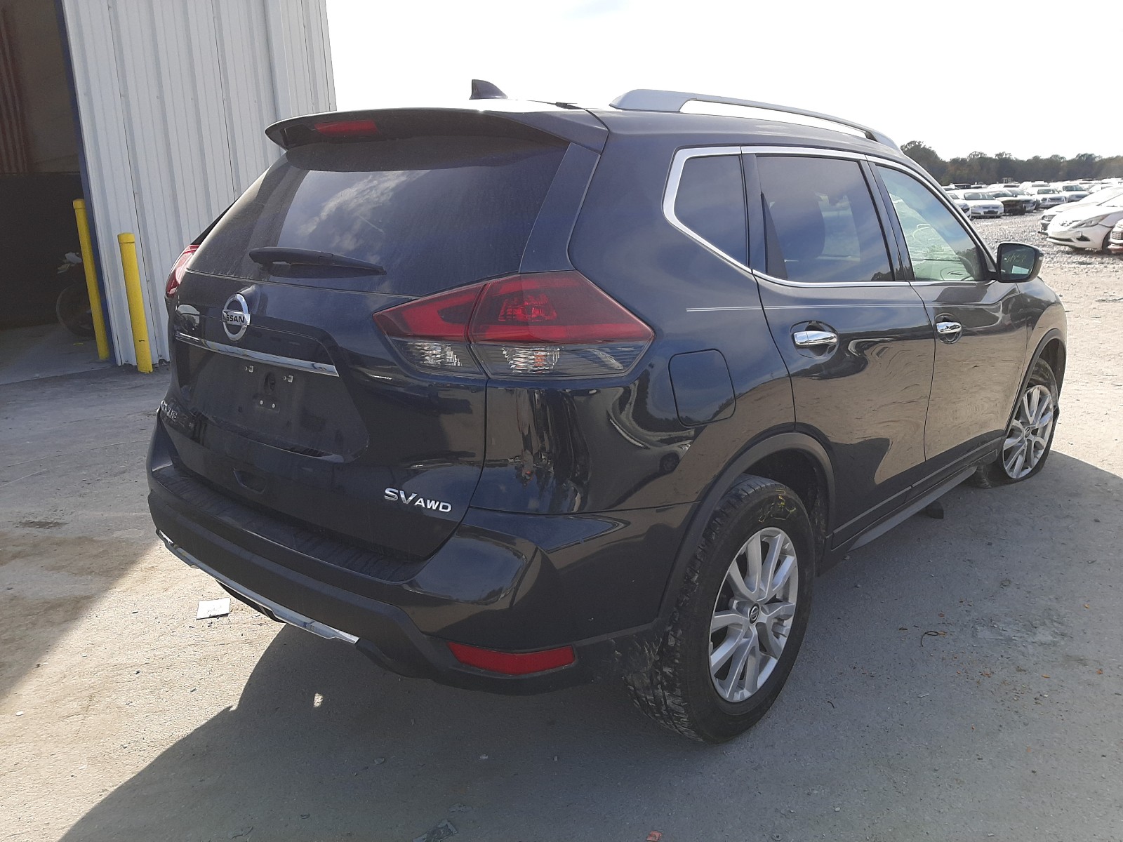 Photo 3 VIN: 5N1AT2MV9JC785286 - NISSAN ROGUE 