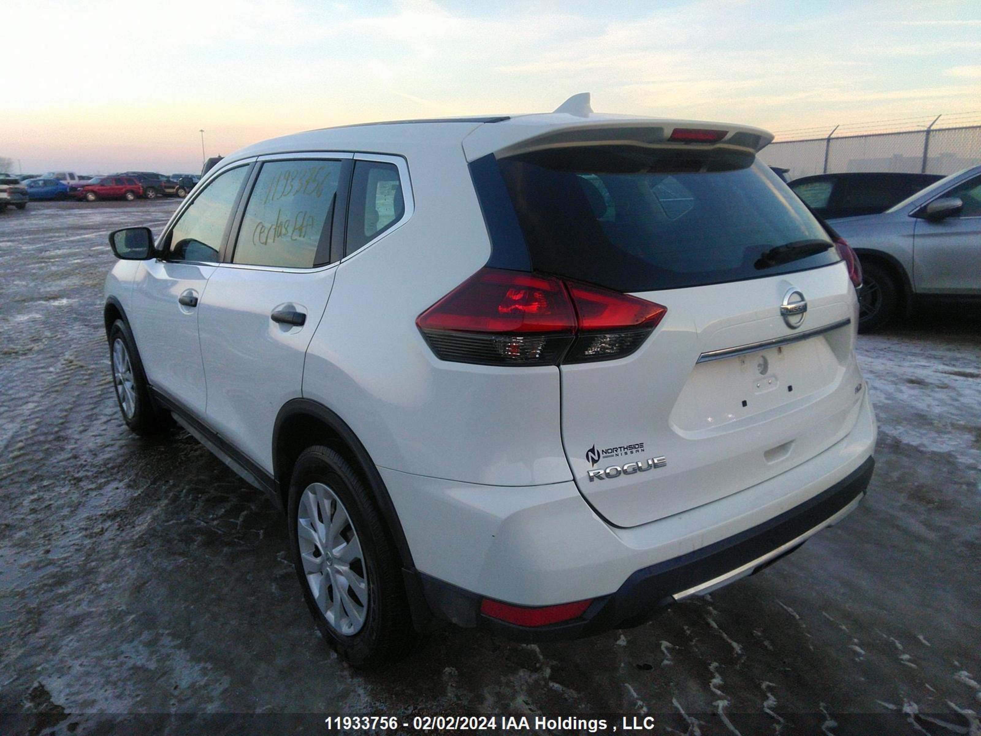 Photo 2 VIN: 5N1AT2MV9KC778467 - NISSAN ROGUE 