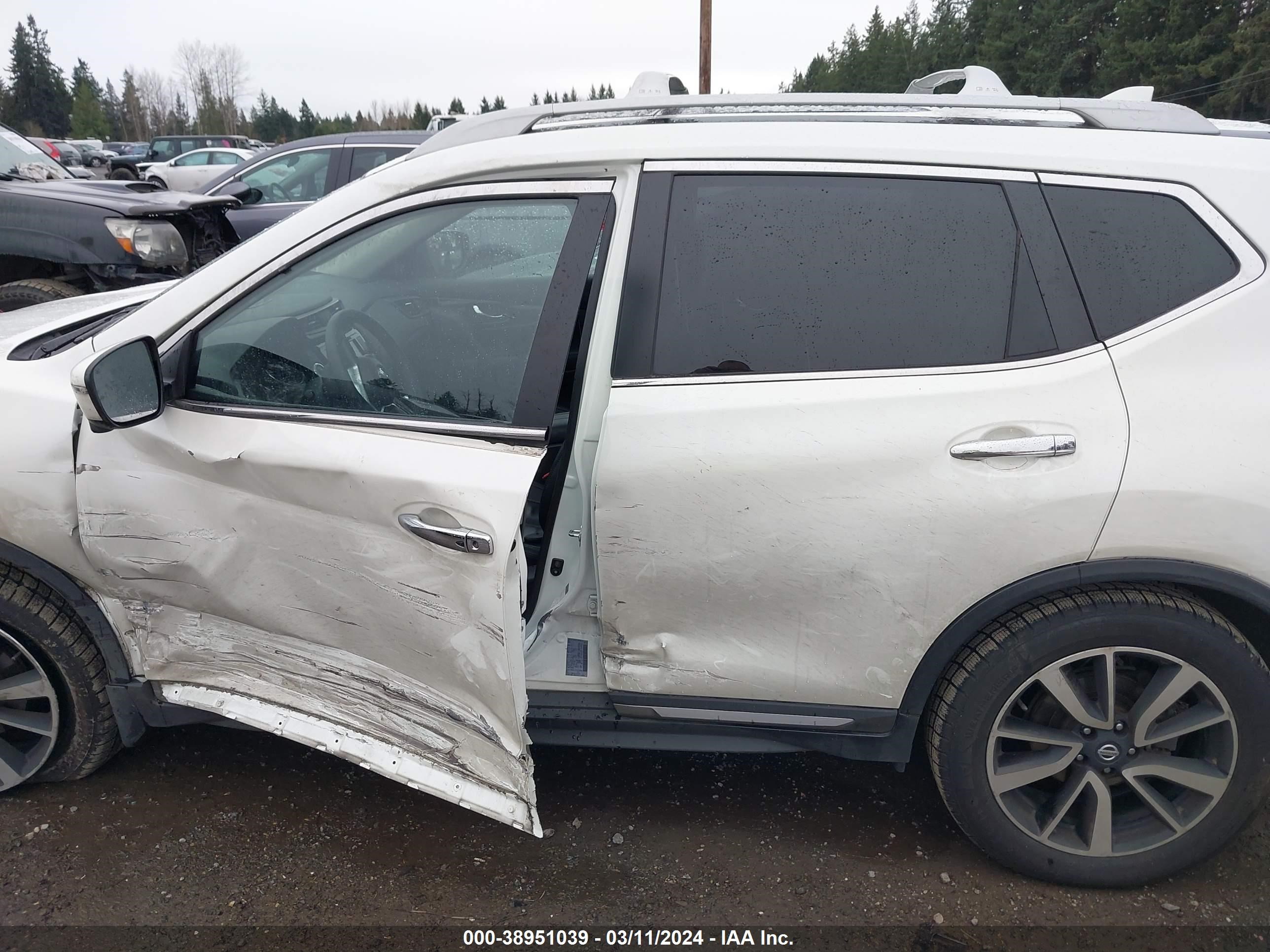 Photo 13 VIN: 5N1AT2MV9LC715466 - NISSAN ROGUE 