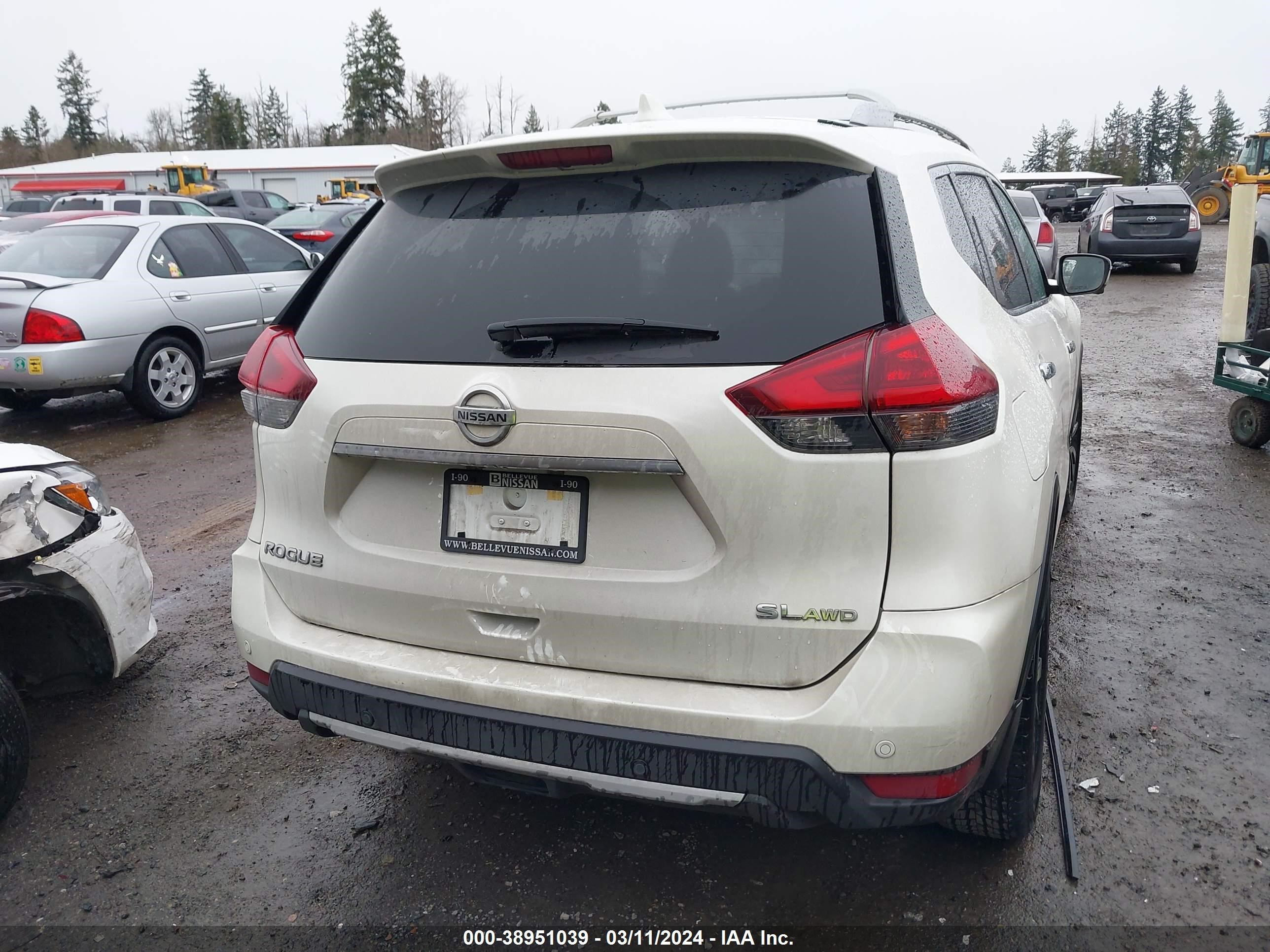 Photo 15 VIN: 5N1AT2MV9LC715466 - NISSAN ROGUE 