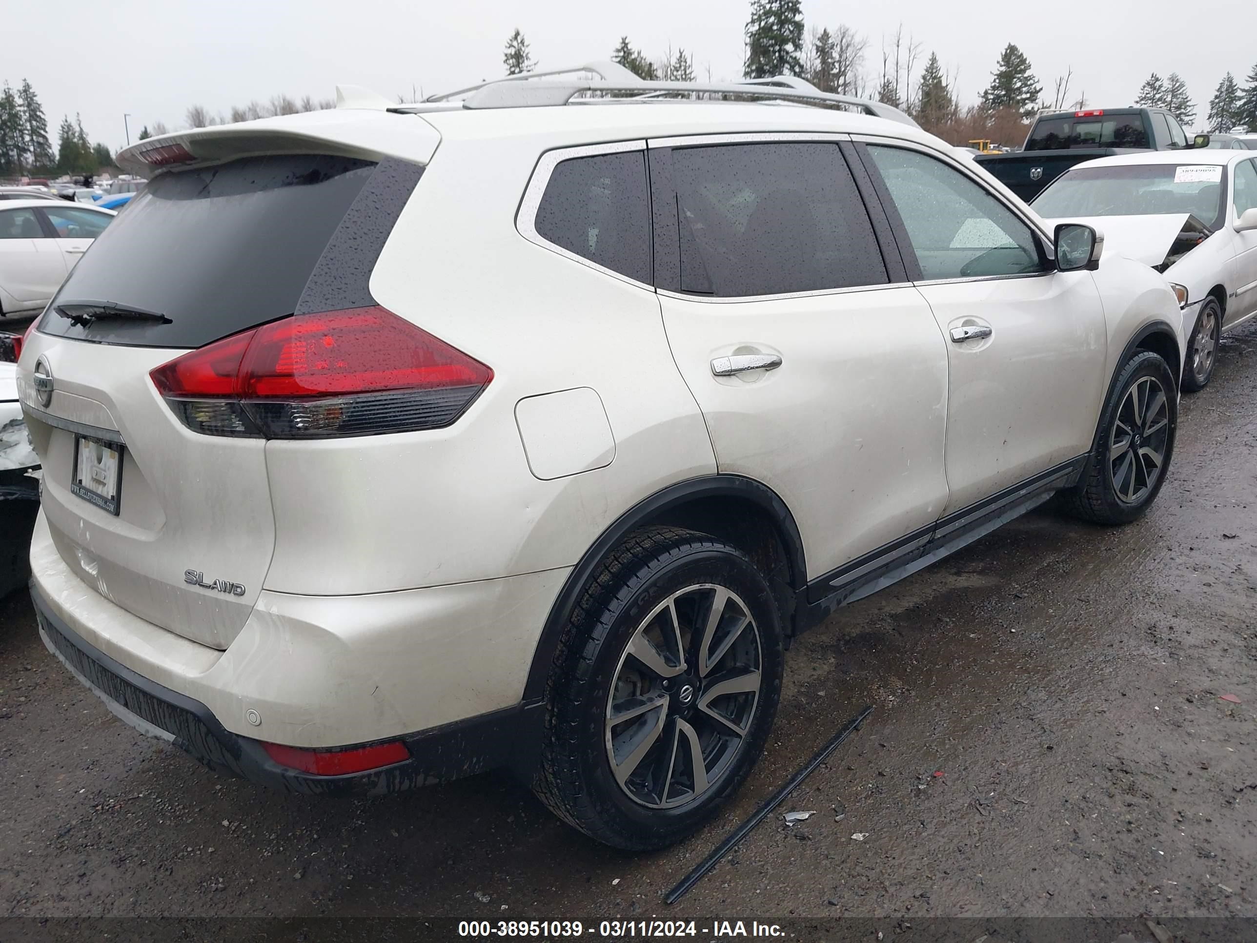 Photo 3 VIN: 5N1AT2MV9LC715466 - NISSAN ROGUE 