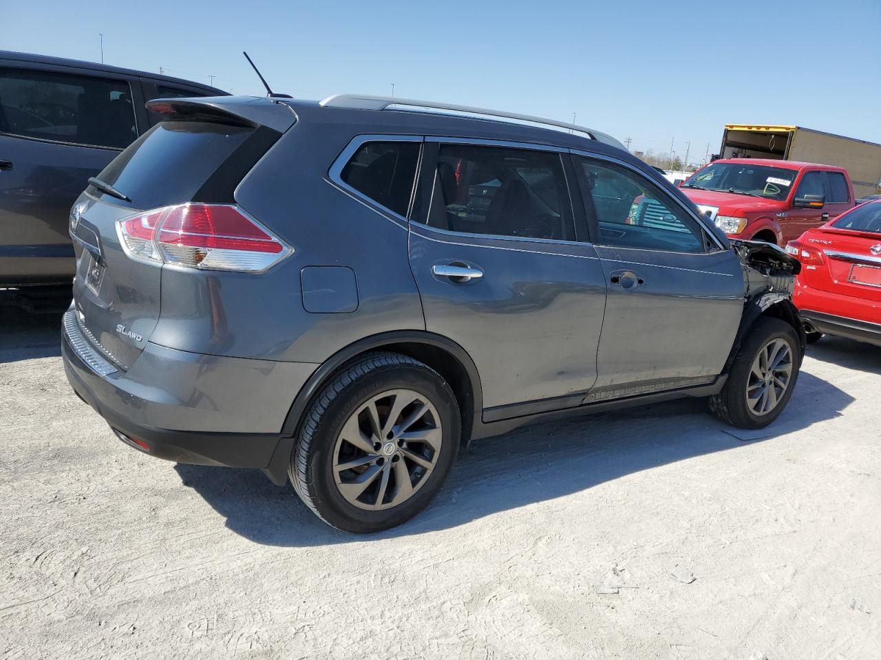 Photo 2 VIN: 5N1AT2MVXFC799141 - NISSAN ROGUE 