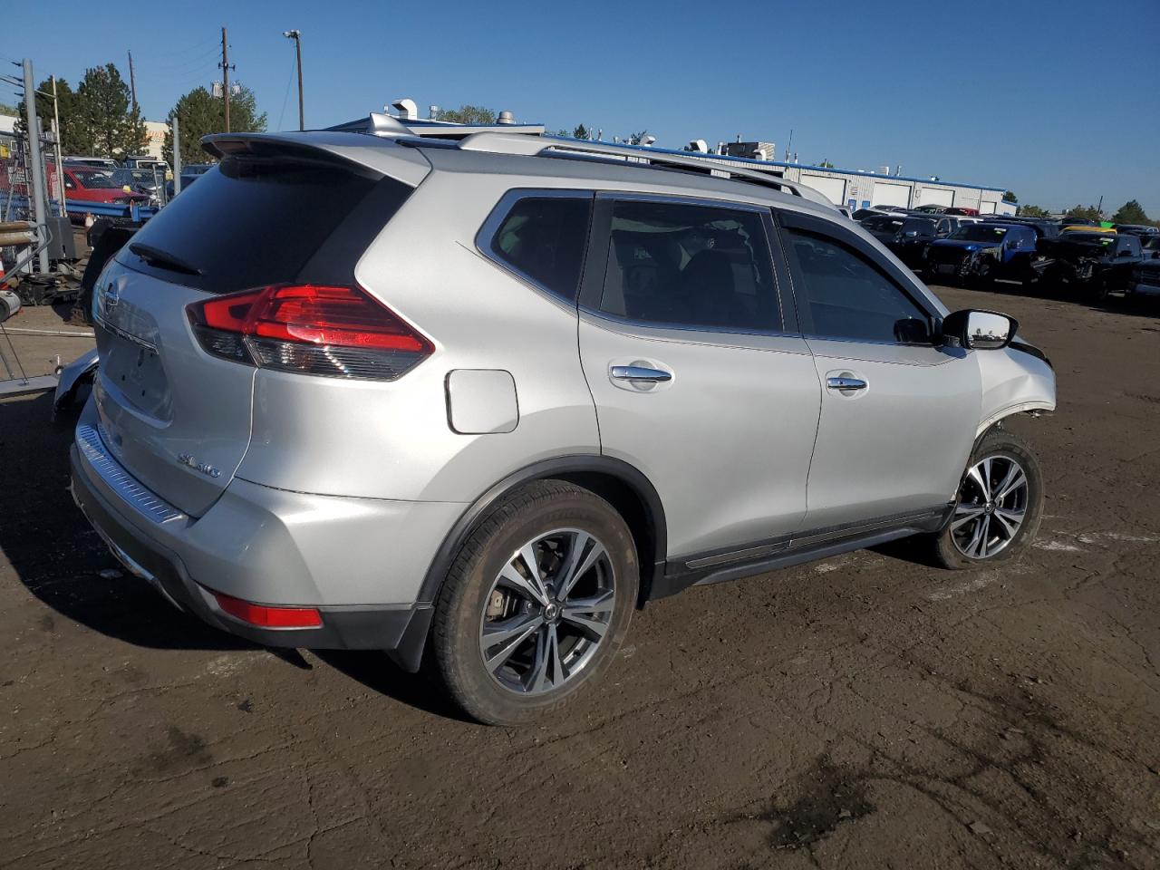 Photo 2 VIN: 5N1AT2MVXHC754798 - NISSAN ROGUE 