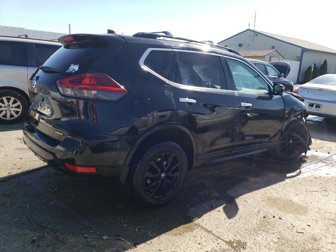 Photo 2 VIN: 5N1AT2MVXJC753110 - NISSAN ROGUE 