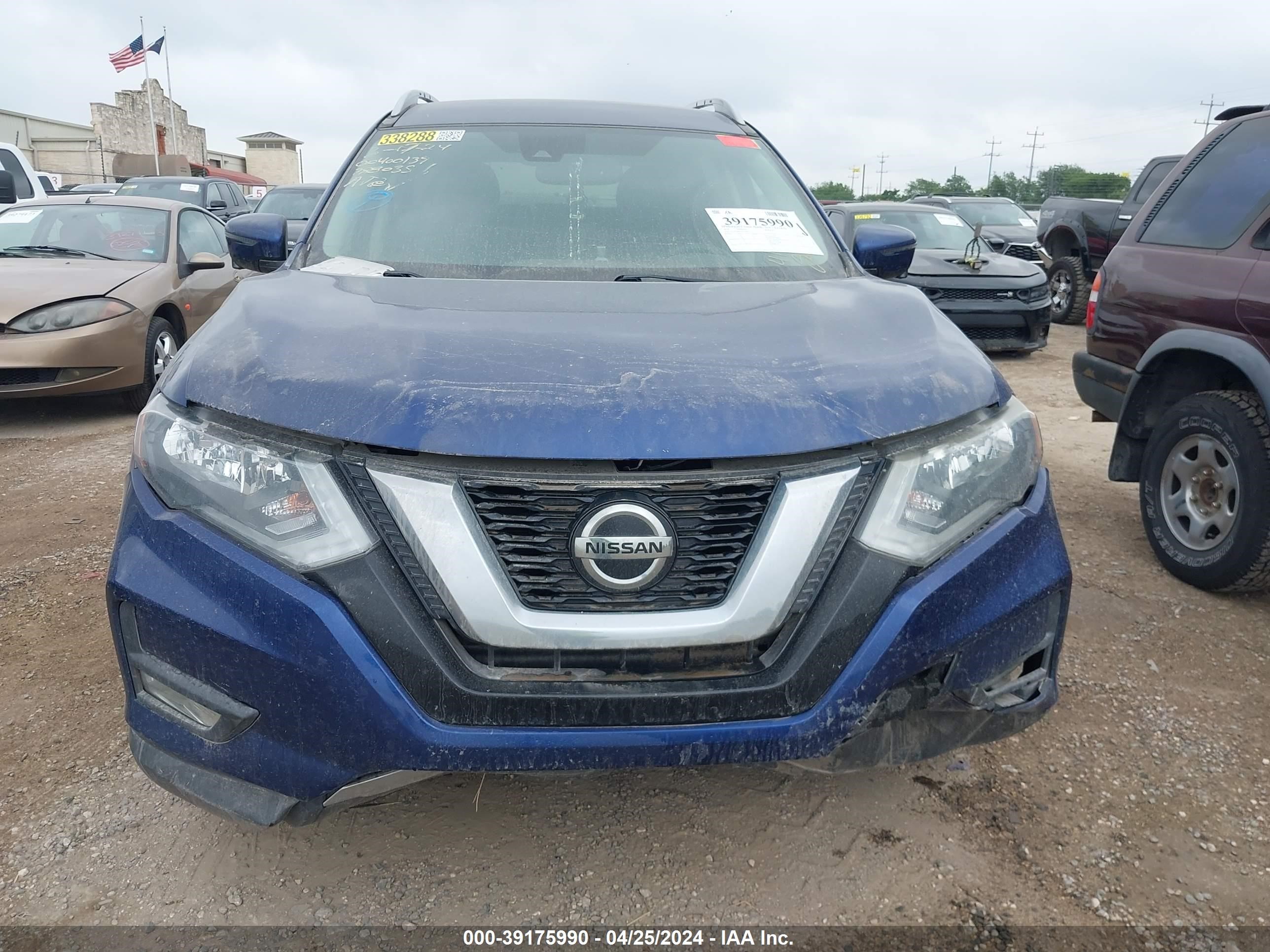 Photo 10 VIN: 5N1AT2MVXJC788035 - NISSAN ROGUE 