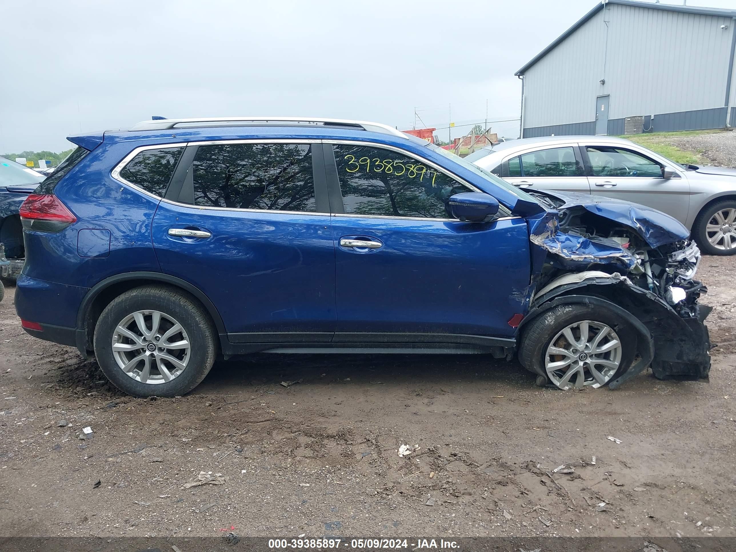 Photo 13 VIN: 5N1AT2MVXJC838609 - NISSAN ROGUE 