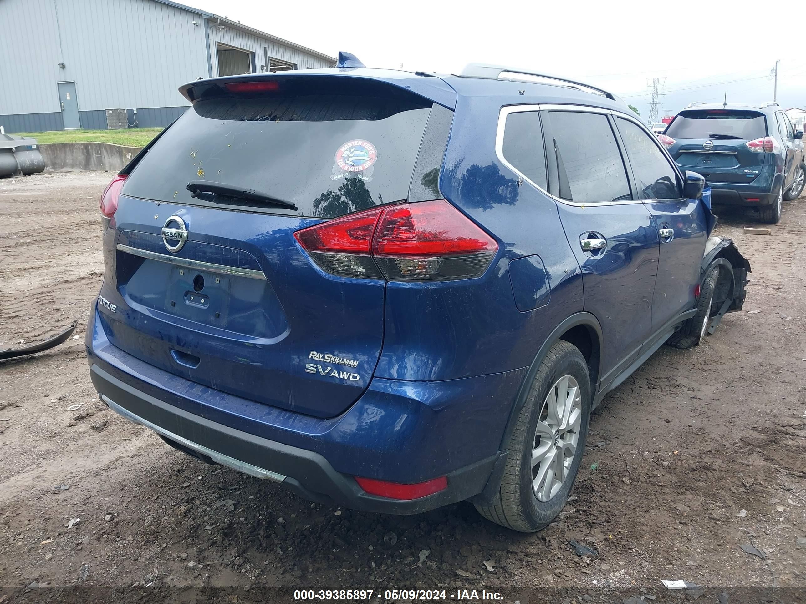 Photo 3 VIN: 5N1AT2MVXJC838609 - NISSAN ROGUE 