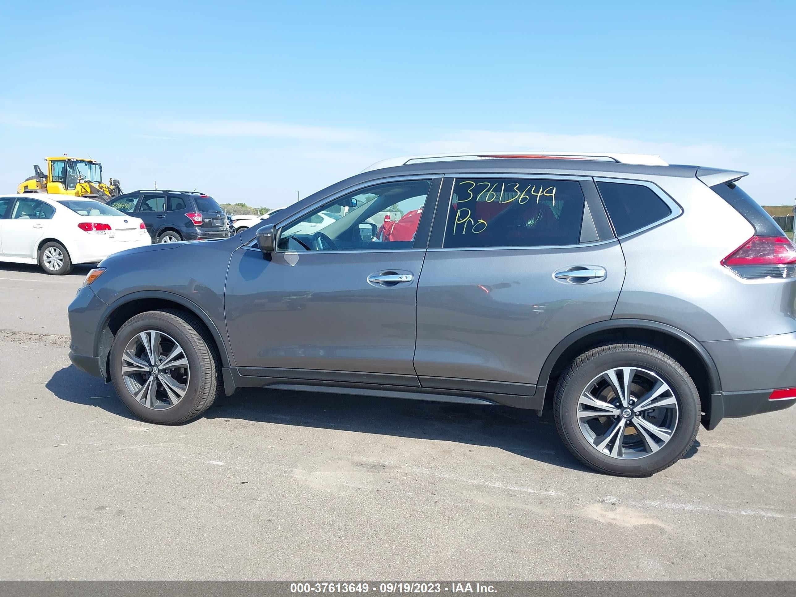 Photo 13 VIN: 5N1AT2MVXLC714049 - NISSAN ROGUE 