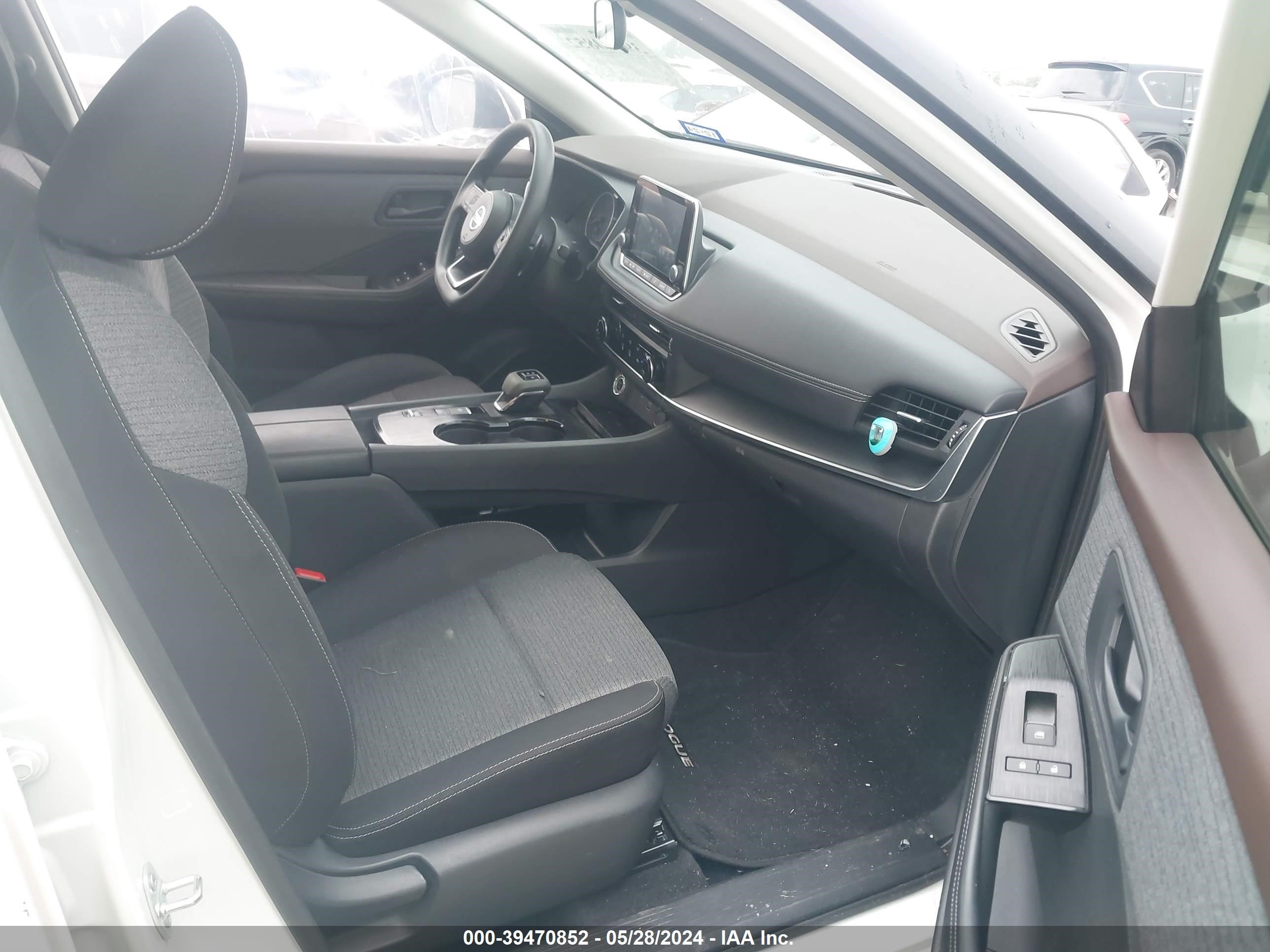 Photo 4 VIN: 5N1AT3AA1MC846061 - NISSAN ROGUE 