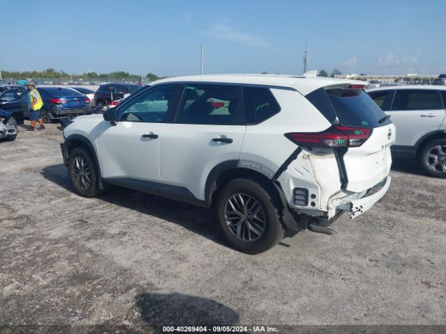 Photo 2 VIN: 5N1AT3AA2MC698597 - NISSAN ROGUE 