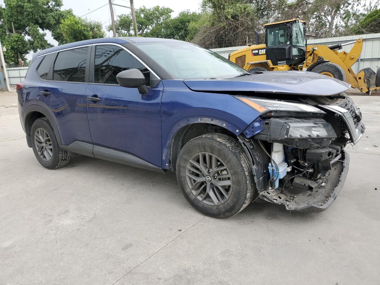 Photo 3 VIN: 5N1AT3AA2MC821590 - NISSAN ROGUE 