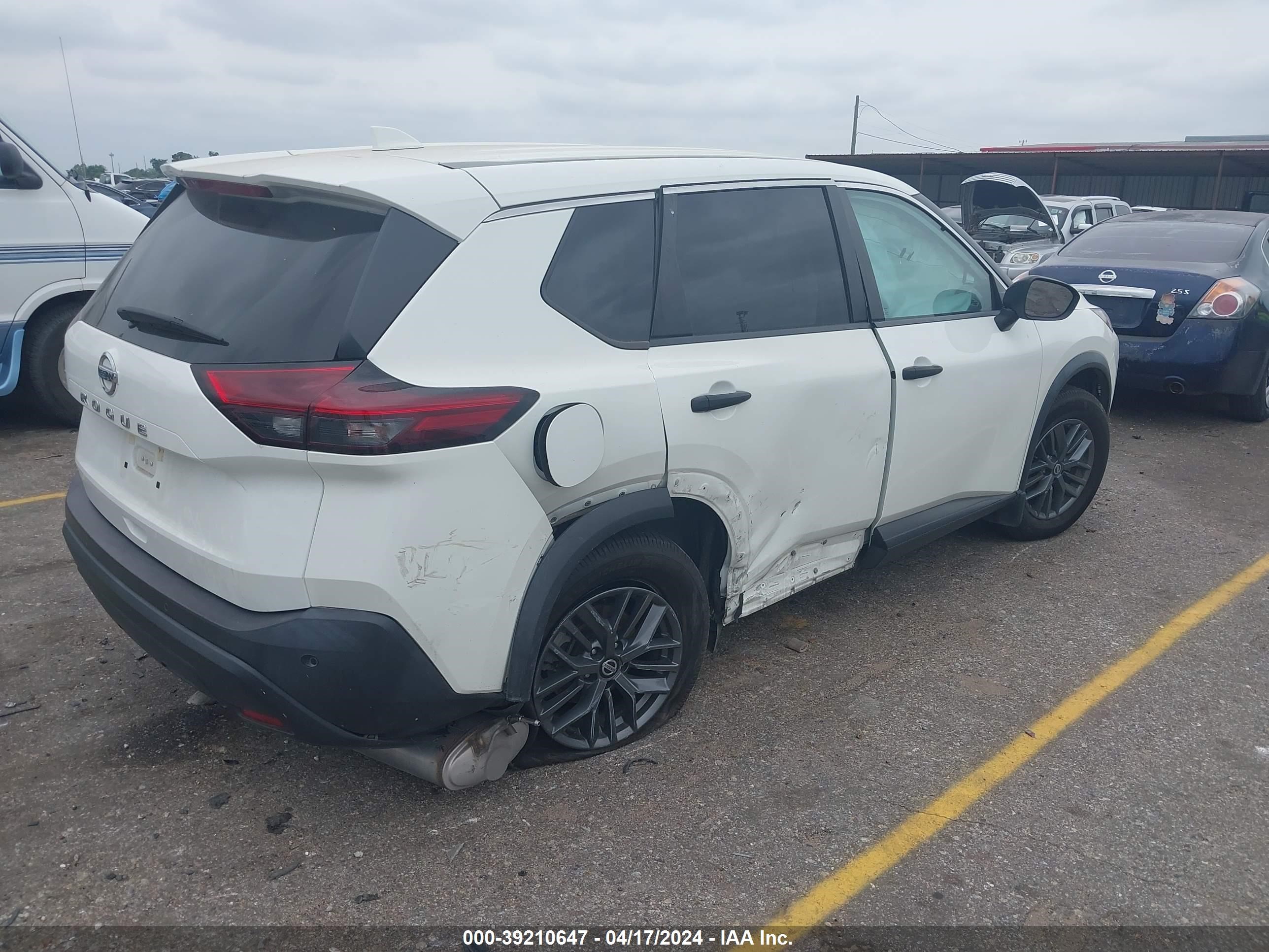 Photo 3 VIN: 5N1AT3AA3MC722955 - NISSAN ROGUE 