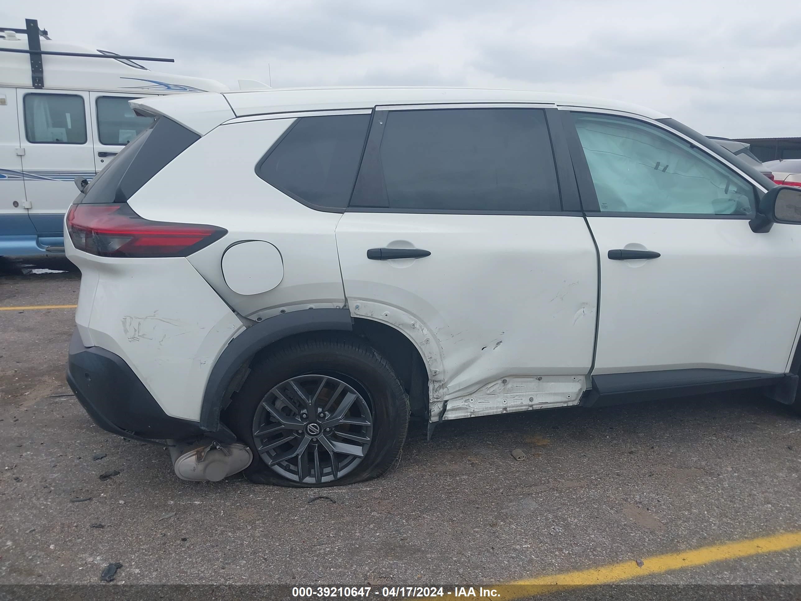 Photo 5 VIN: 5N1AT3AA3MC722955 - NISSAN ROGUE 