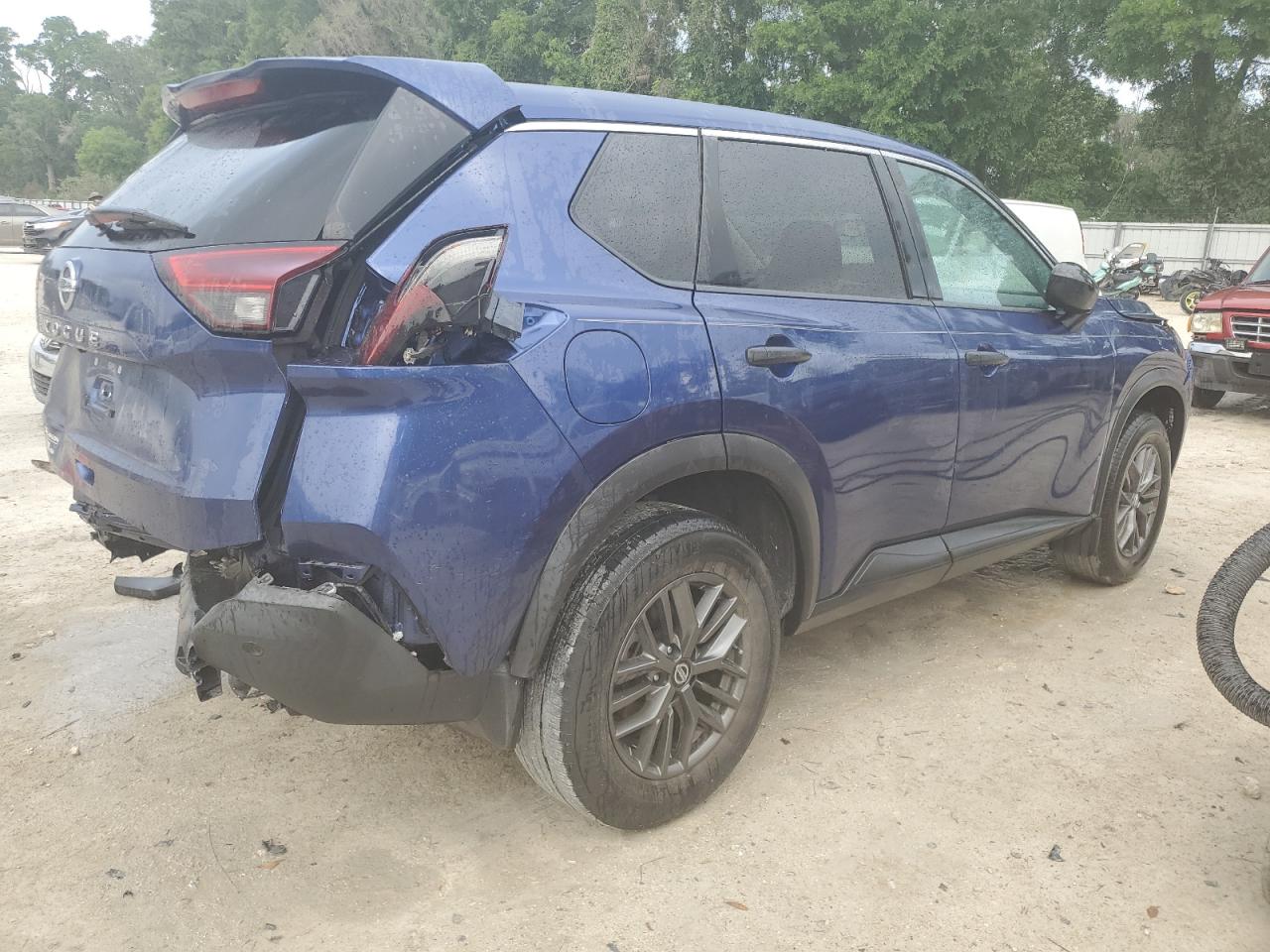 Photo 2 VIN: 5N1AT3AA3MC737276 - NISSAN ROGUE 