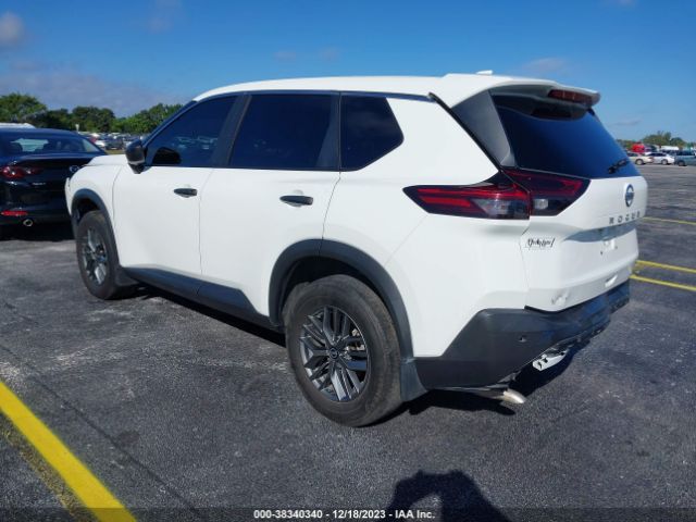 Photo 2 VIN: 5N1AT3AA3MC802675 - NISSAN ROGUE 