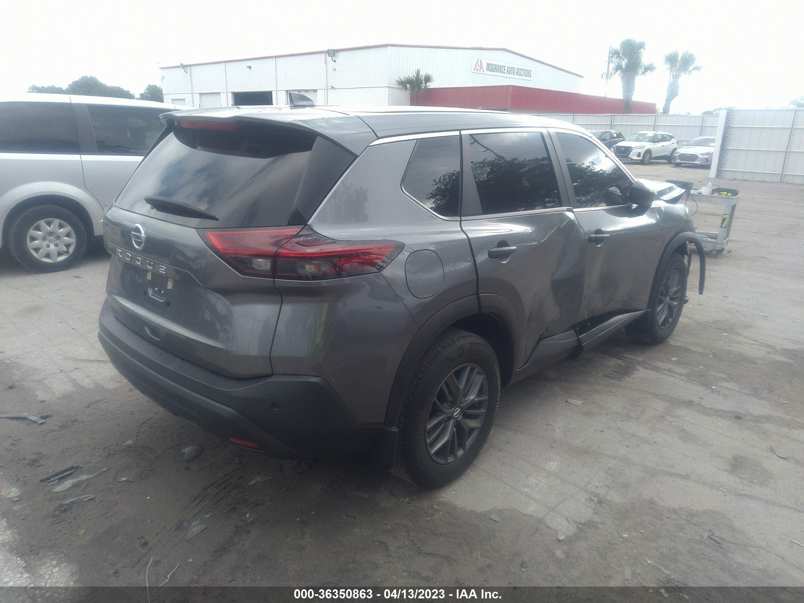 Photo 3 VIN: 5N1AT3AA8MC719260 - NISSAN ROGUE 