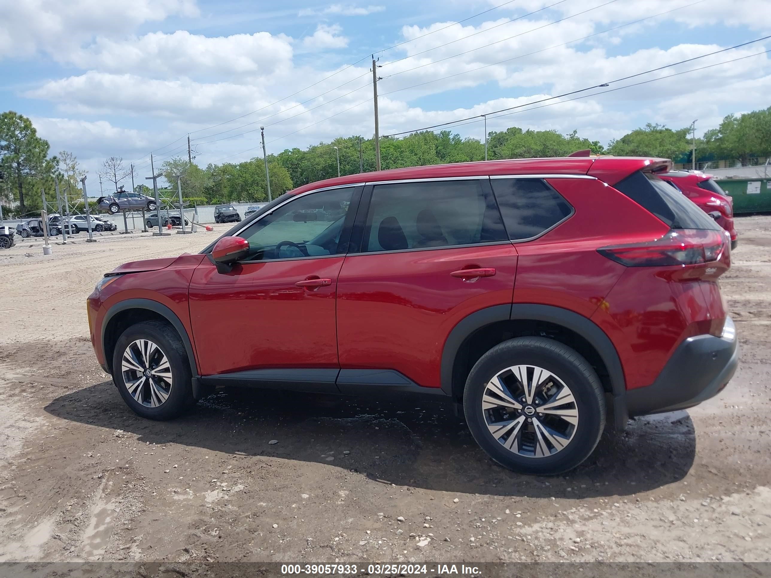 Photo 12 VIN: 5N1AT3BA1MC698220 - NISSAN ROGUE 