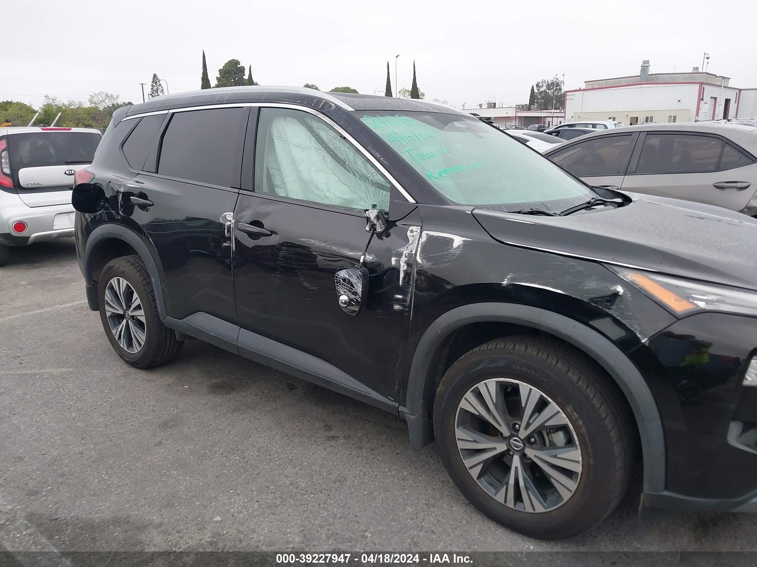 Photo 12 VIN: 5N1AT3BA2MC683208 - NISSAN ROGUE 