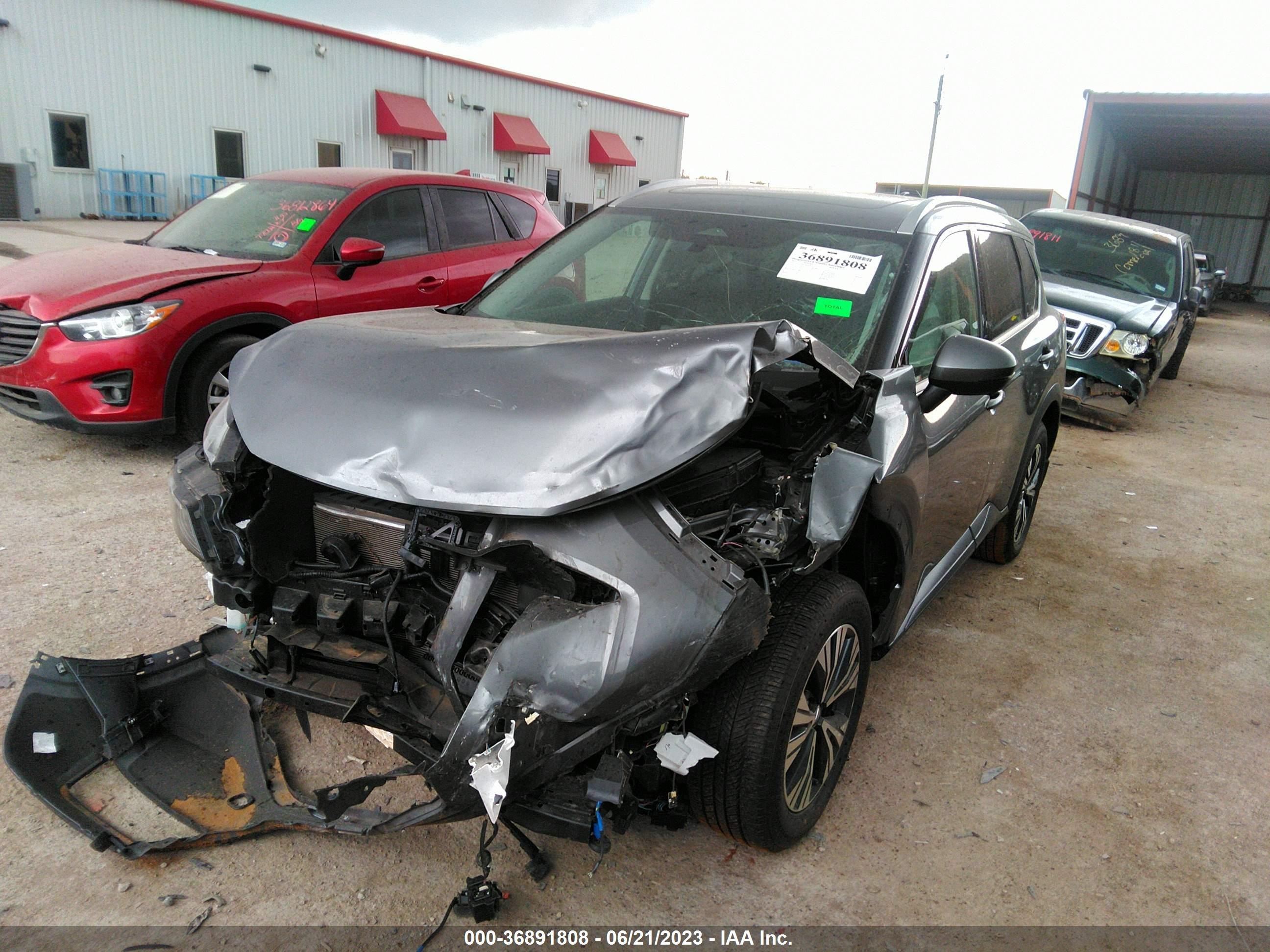 Photo 1 VIN: 5N1AT3BA2MC692197 - NISSAN ROGUE 