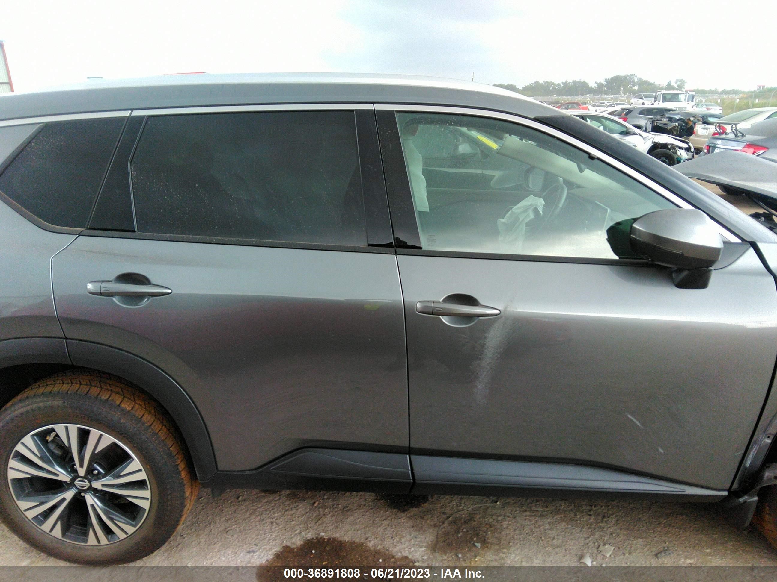 Photo 12 VIN: 5N1AT3BA2MC692197 - NISSAN ROGUE 